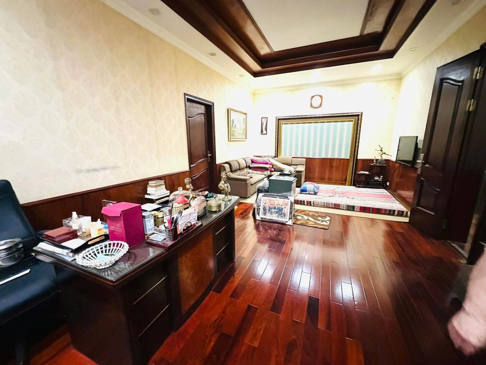 Giảm chào 200tr! Bán nhà Nguyên Hồng, 80m2, 7 tầng thang máy, mặt tiền 7.1m, 59.8 tỷ, KD đỉnh 15987134