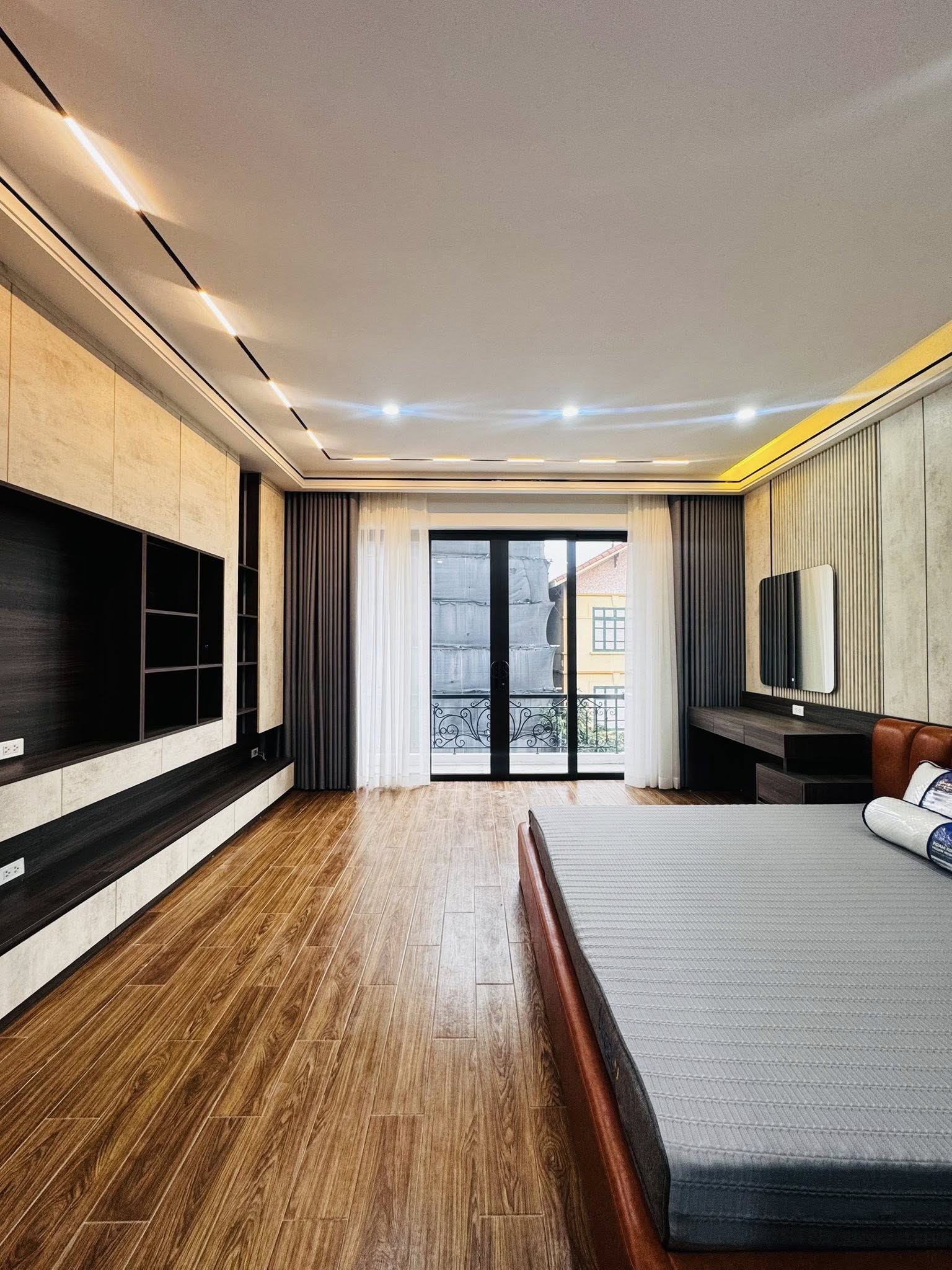BÁT KHỐI 90M2 5T Ô TÔ TRÁNH, KINH DOANH, THANG MÁY FULL NỘI THẤT - CHỈ 18 TỶ 15987153