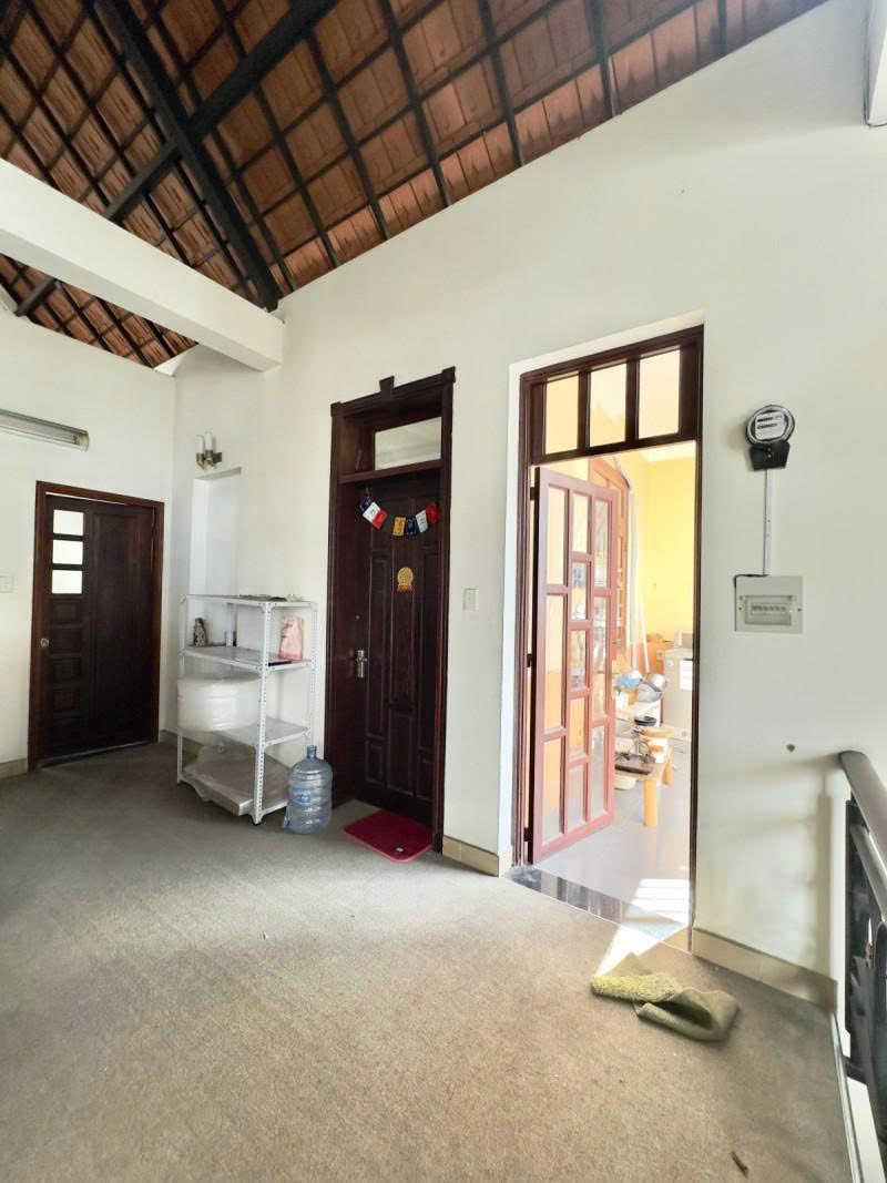 Bán nhà Biệt Thự Nguyễn Súy -  gần Chợ Tân Hương, 250m2, 14x21,5m, 3 Tầng, 23,5 tỷ. 15987165