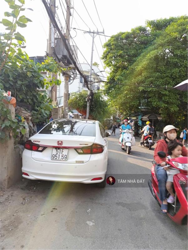 Bán nhà 1 trệt 1 lầu Nguyễn Văn Lượng đang kinh doanh quán CF - (5,5mx16m) + hẻm xe hơi thông 15987178