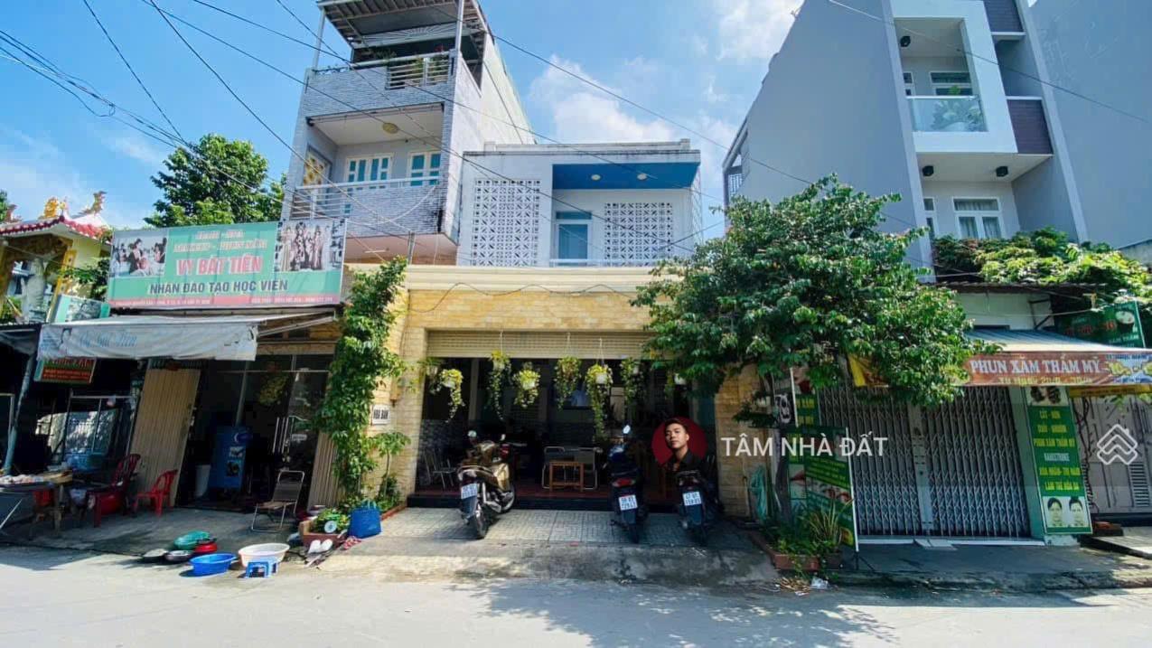 Bán nhà 1 trệt 1 lầu Nguyễn Văn Lượng đang kinh doanh quán CF - (5,5mx16m) + hẻm xe hơi thông 15987178