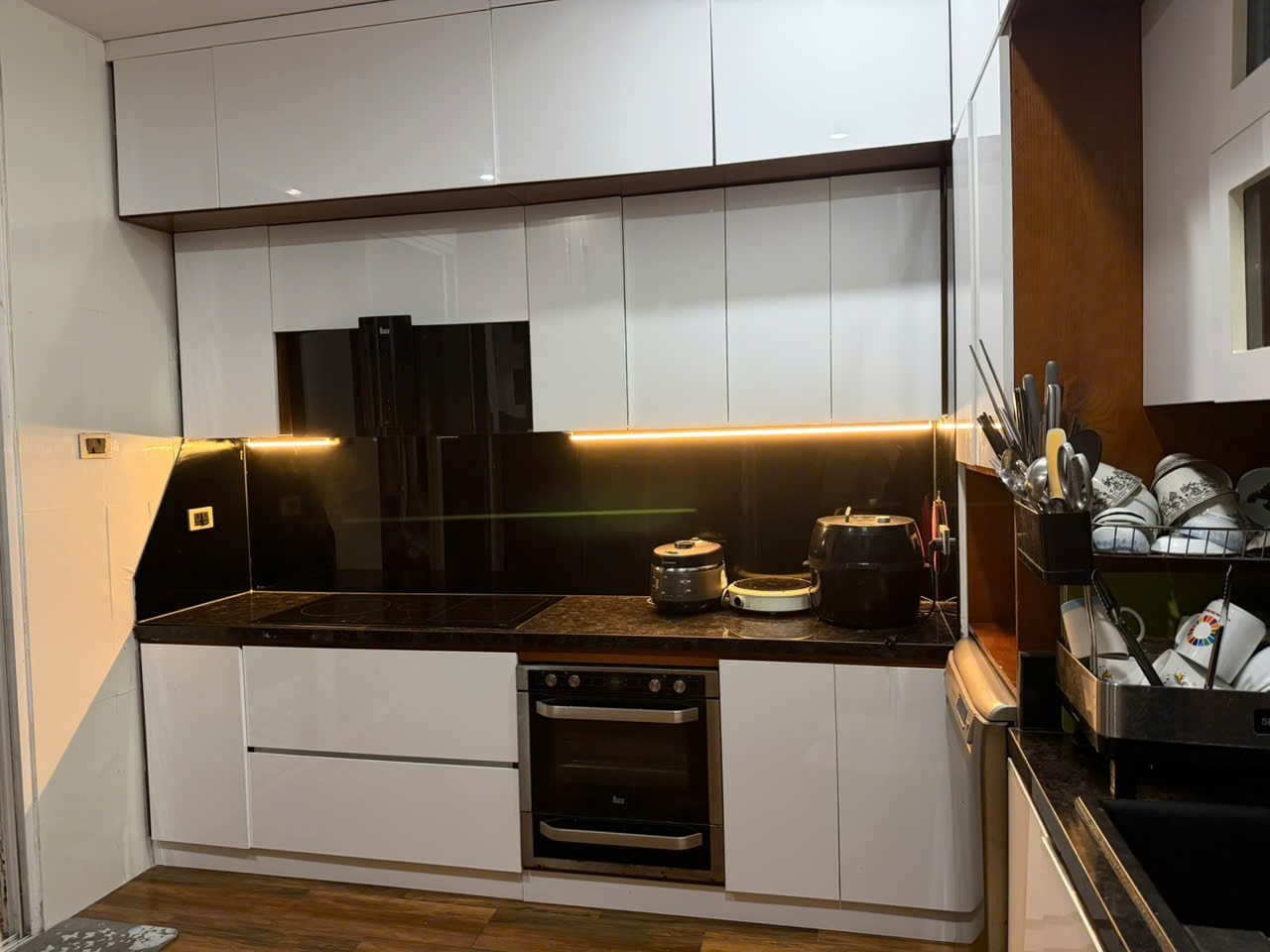 CĂN HỘ TIỆN ÍCH- Chính Chủ BÁN NHANH CĂN GÓC Lilama tại 124 Minh Khai, HN 15987205