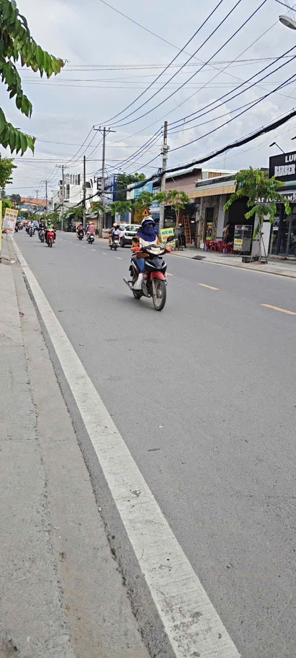 XƯỞNG MẶT TIỀN PHẠM THỊ GIÂY – 8x36 – TRỆT LẦU – DÒNG TIỀN SẴN – CHỈ 20 TỶ 15987332