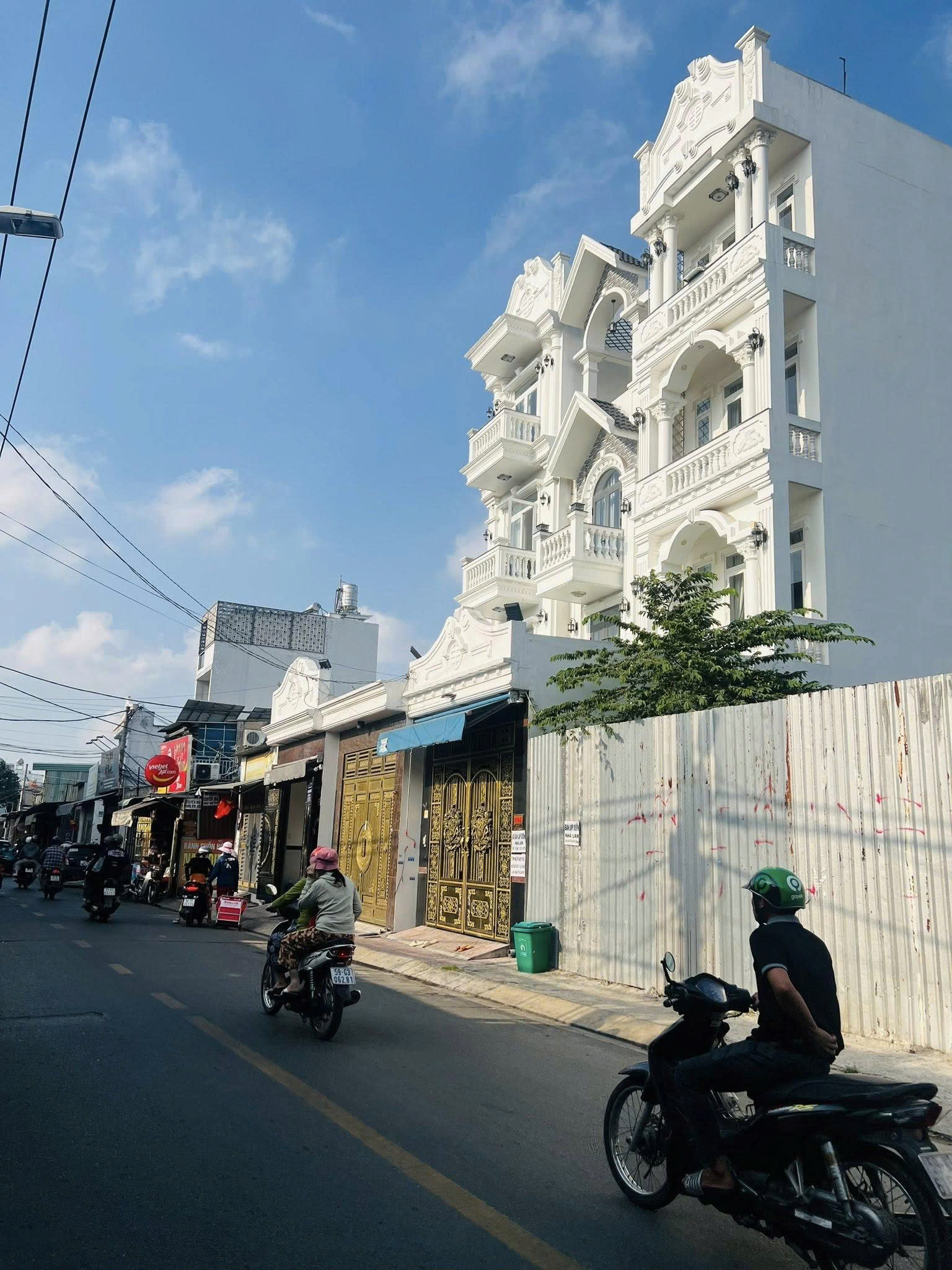 MẶT TIỀN HIỆP THÀNH 17 – NGANG 4M – XÂY 4 TẦNG – ĐỐI DIỆN TÒA VP LỚN 15987338