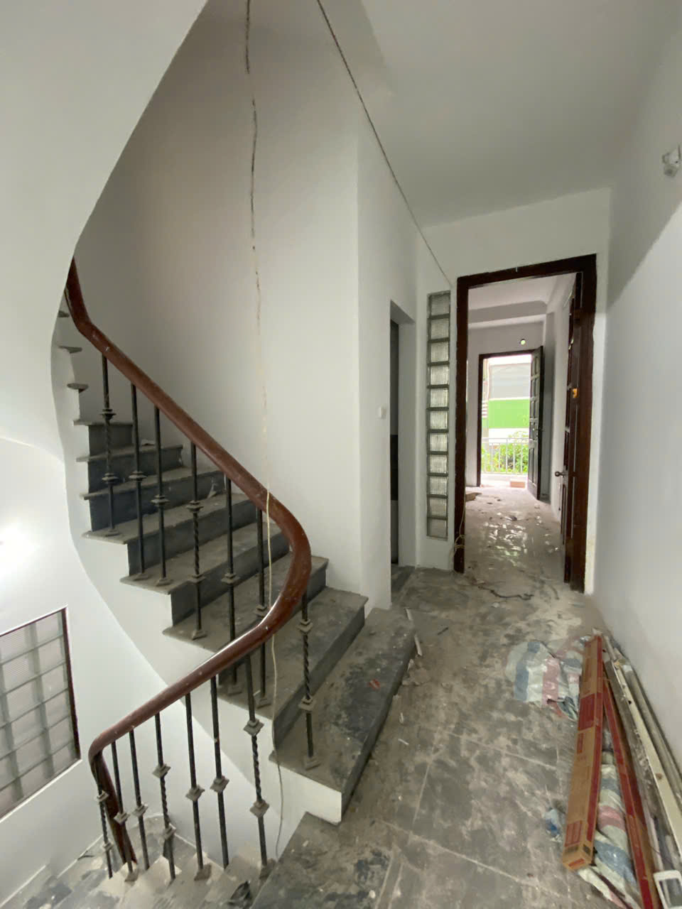 CHO THUÊ NHÀ NGỌC LÂM – 5 TẦNG – Ô TÔ ĐỖ CỬA – KINH DOANH TỐT 15987371