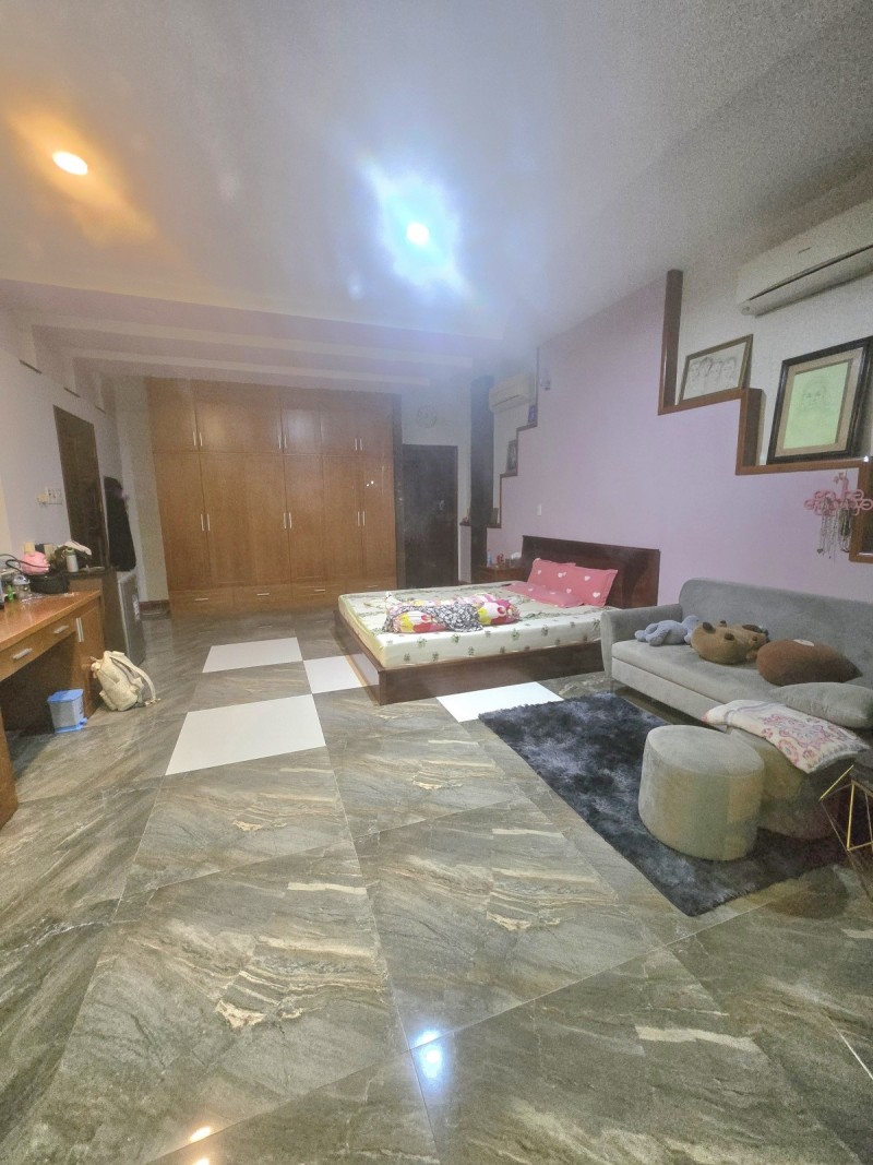 Bán nhà đường Linh Trung, Phường Linh Trung,Thủ Đức, TP HCM. DT 80m2, 1 tầng, SHR - Giá  8.45 tỷ - 15987399