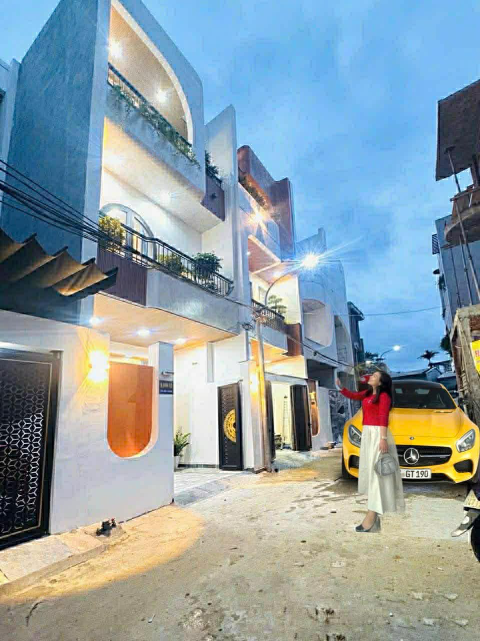 🔴💥Bán nhà 3 tầng LUXURY đường Hoà Phú 3 - Đối diện UBND Quận cũ 15987451