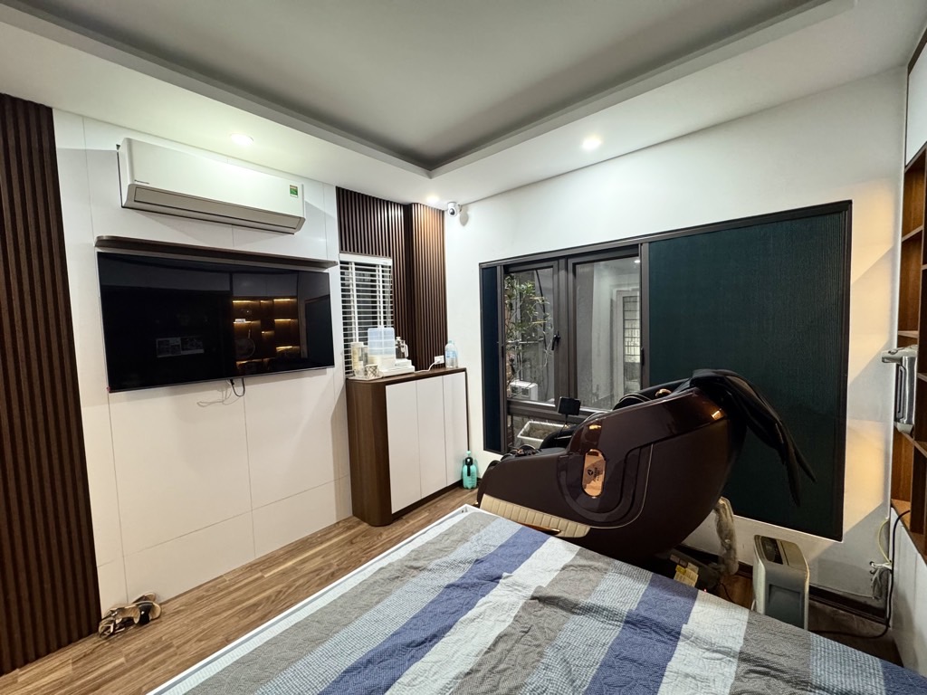 Bán nhà Kim Mã, 85m2, ô tô vào nhà, khu trung tâm, nhà đẹp ở ngay, chỉ 25 tỷ 15987468