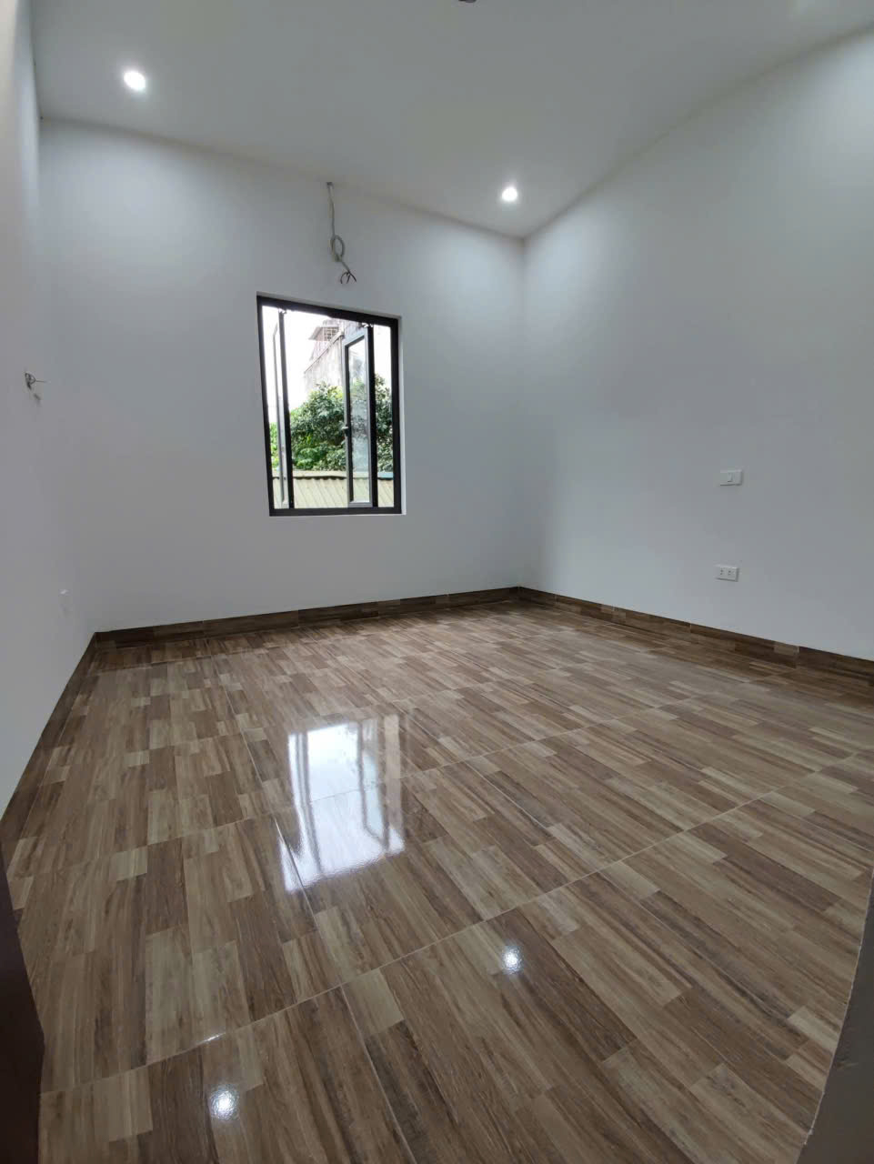 CHO THUÊ NGUYÊN CĂN TRƯƠNG ĐỊNH, NHÀ MỚI, Ô TÔ ĐỖ CỬA, LÀM VĂN PHÒNG 42M 3T, 15TR 0903258273 15987474