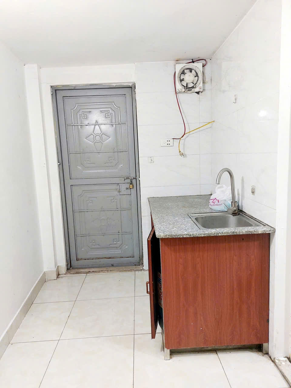 CHÍNH CHỦ CHO THUÊ PHÒNG MỚI XÂY  TẠI THANH LIỆT, HÀ NỘI GIÁ HƠN 3TR 15987482