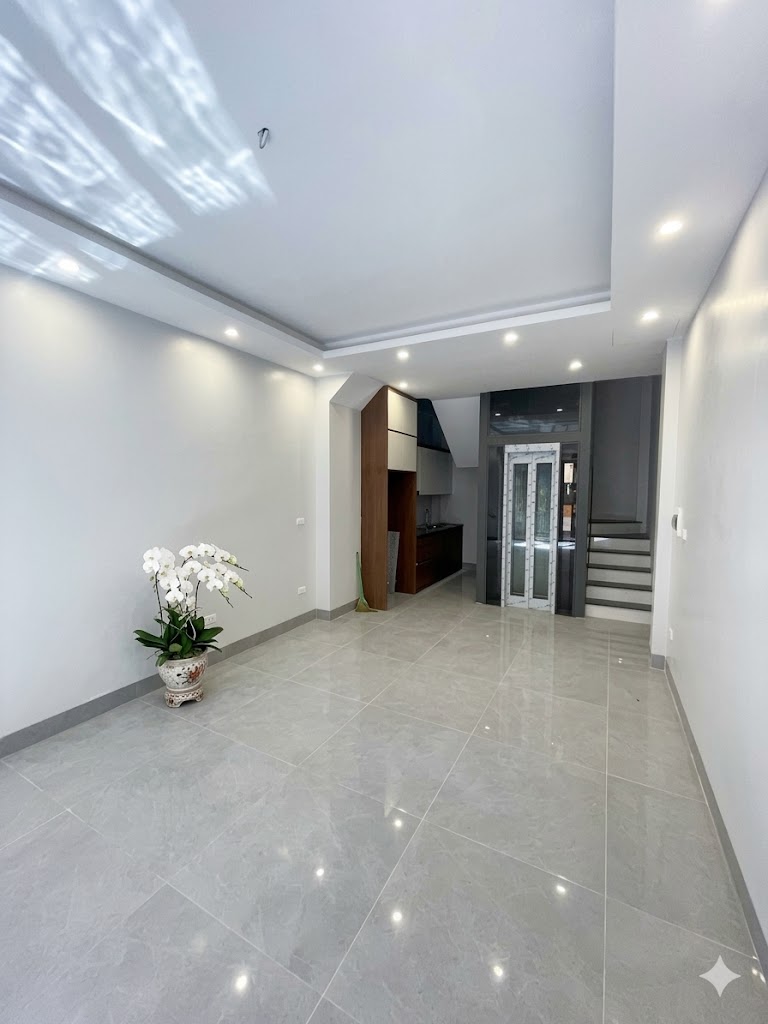 Nhà mới Tây Hồ – Phú Thượng – Thang máy xịn – Cạnh ô tô – Phù hợp gia đình ở lâu dài 15987489