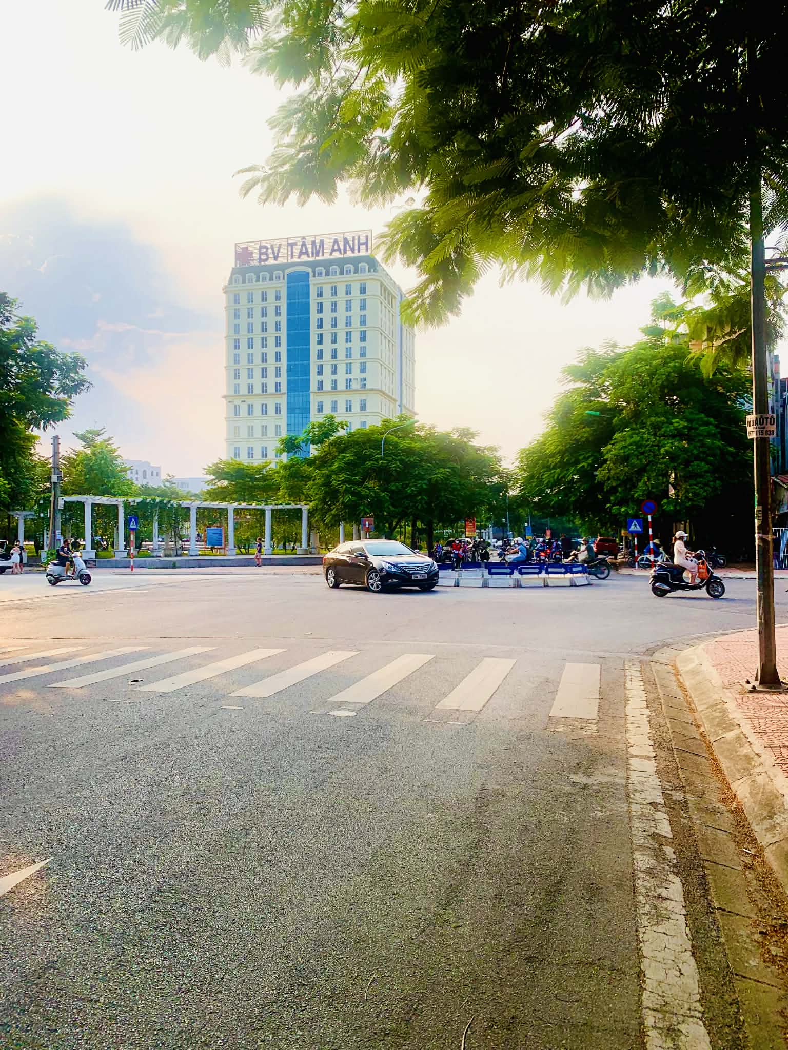 mặt phố Hoàng Như Tiếp, 75m x 5 tầng, mặt tiền 9.5m, dòng tiền ổn định 15987500