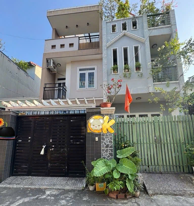 6,5Tỷ-Đỗ Xuân Hợp Q9-Hẻm Ô Tô- 3PN, 3WC- 75m2- Pháp Lý Chuẩn-Gần Chợ-Ở Ngay 15987516