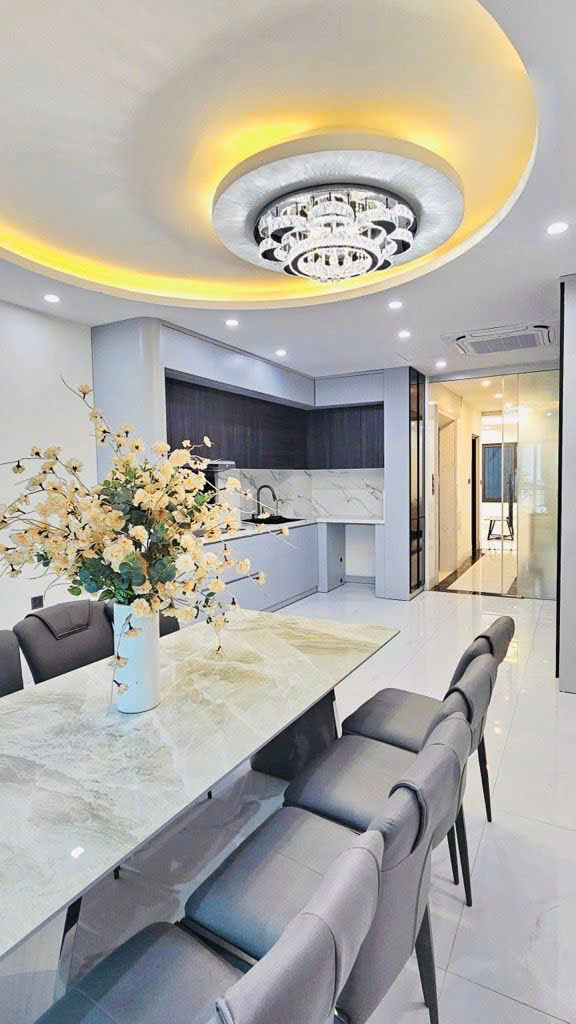 BÁN NHÀ BỒ ĐỀ LONG BIÊN DT 78M2 Ô TÔ 7 CHỖ THANG MÁY FULL NỘI THẤT XỊN SÒ 15987546