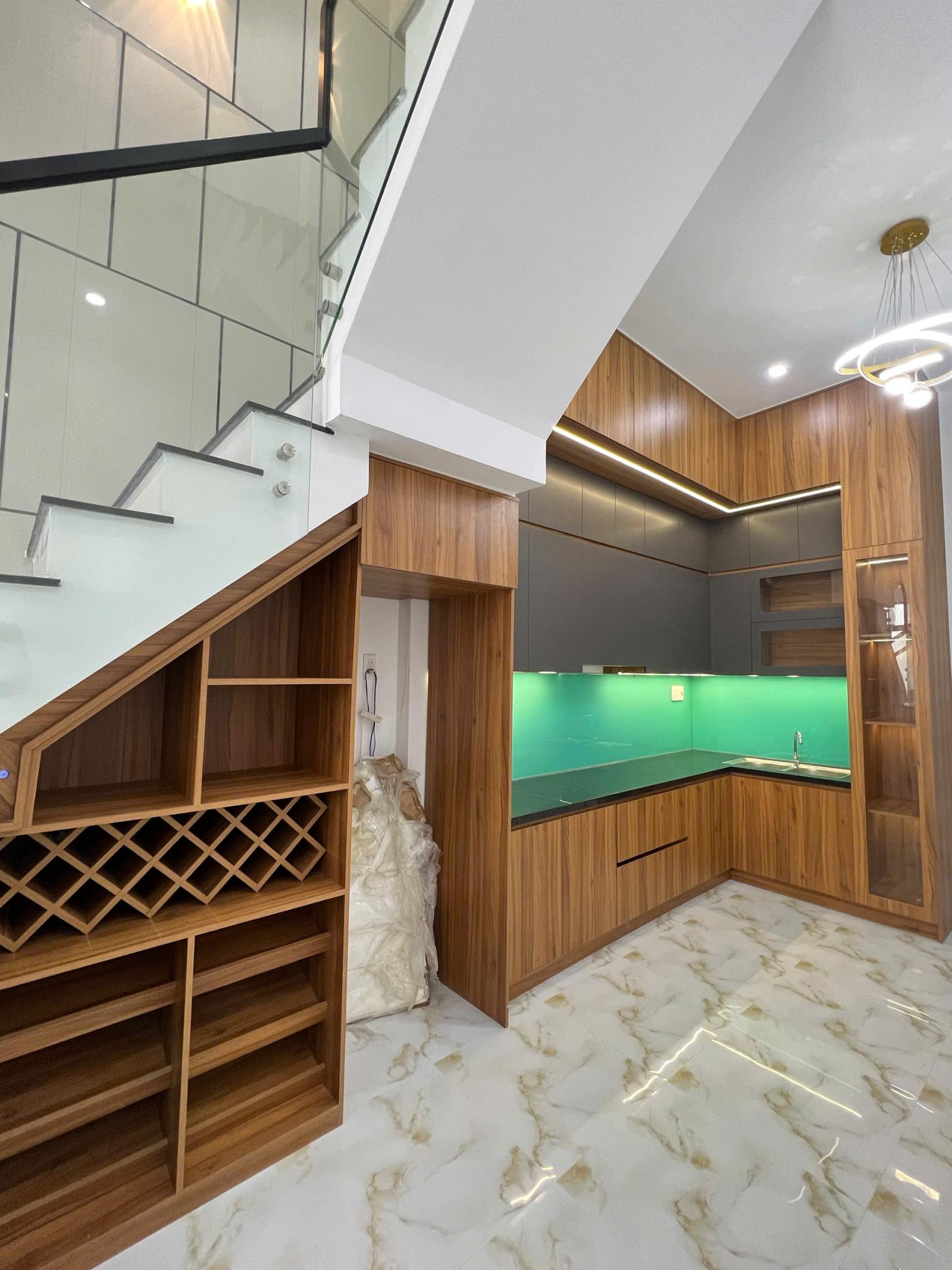 BÁN NHÀ 3 TẦNG HẺM CẠN ĐƯỜNG NGÔ MÂY - QUY NHƠN.- MÃ SỐ: #NR8266 15987555