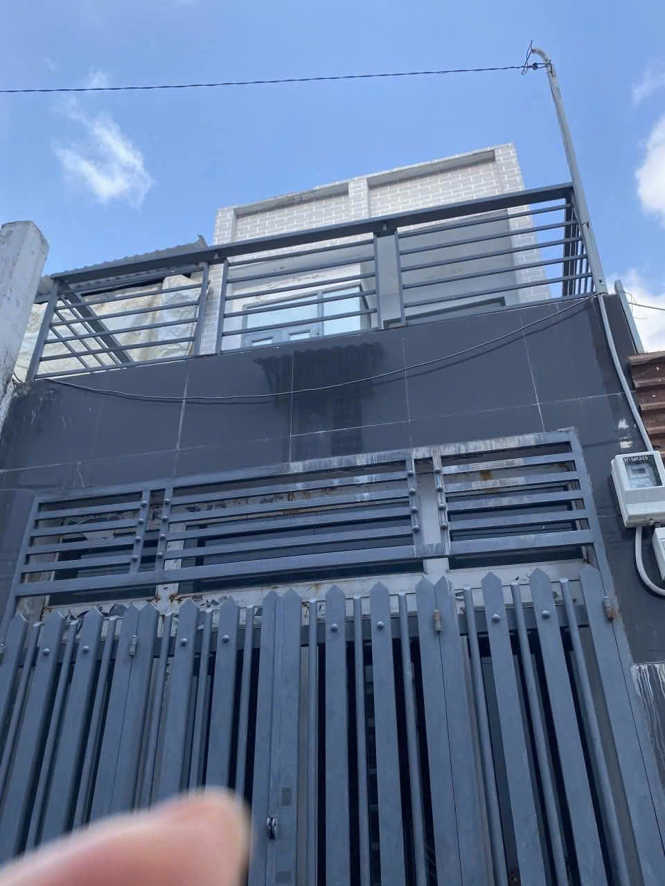 Nhà xinh 1 lầu to rộng 3,3mx10m đường 4,5m huỳnh thị hai tân chánh hiệp q12 15987560