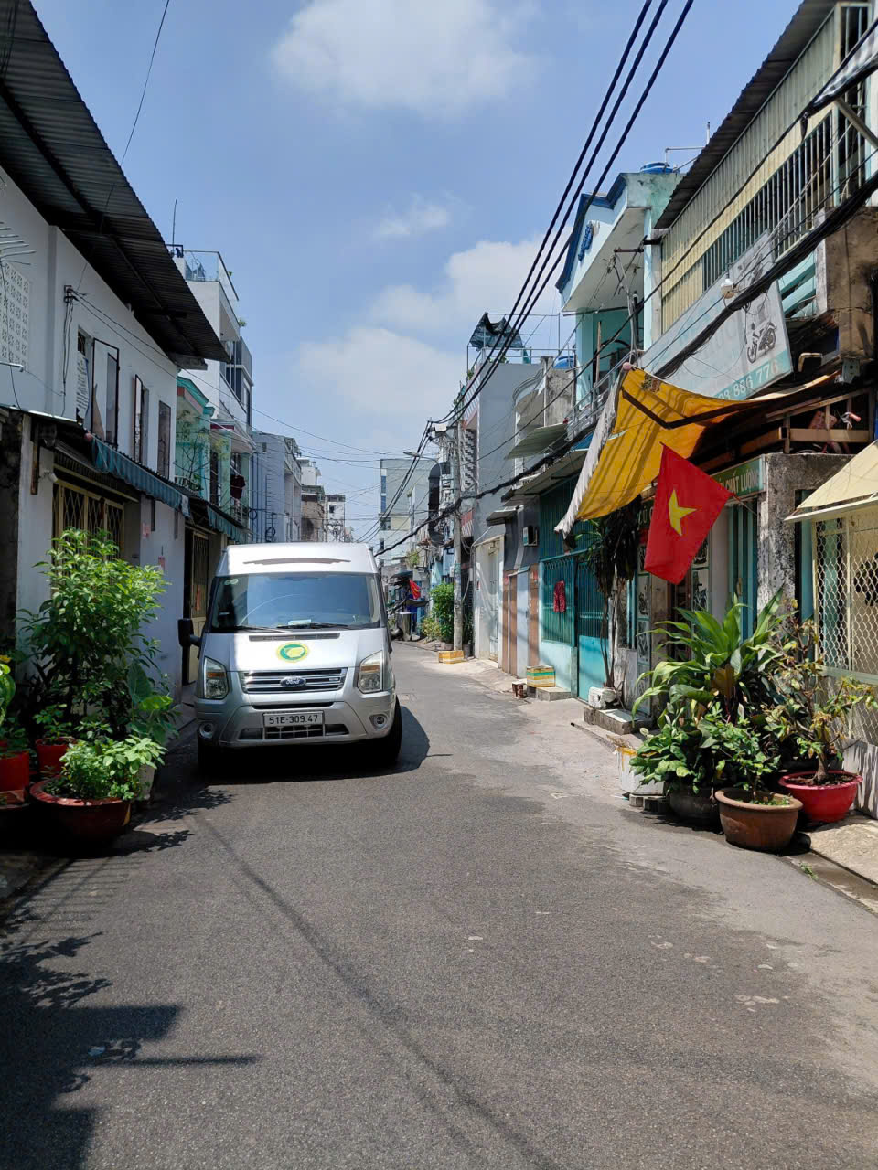 Bán Nhà HXH 6m Trịnh Đình Trọng - 4 tầng - 4x13m Giáp Q11 15987582