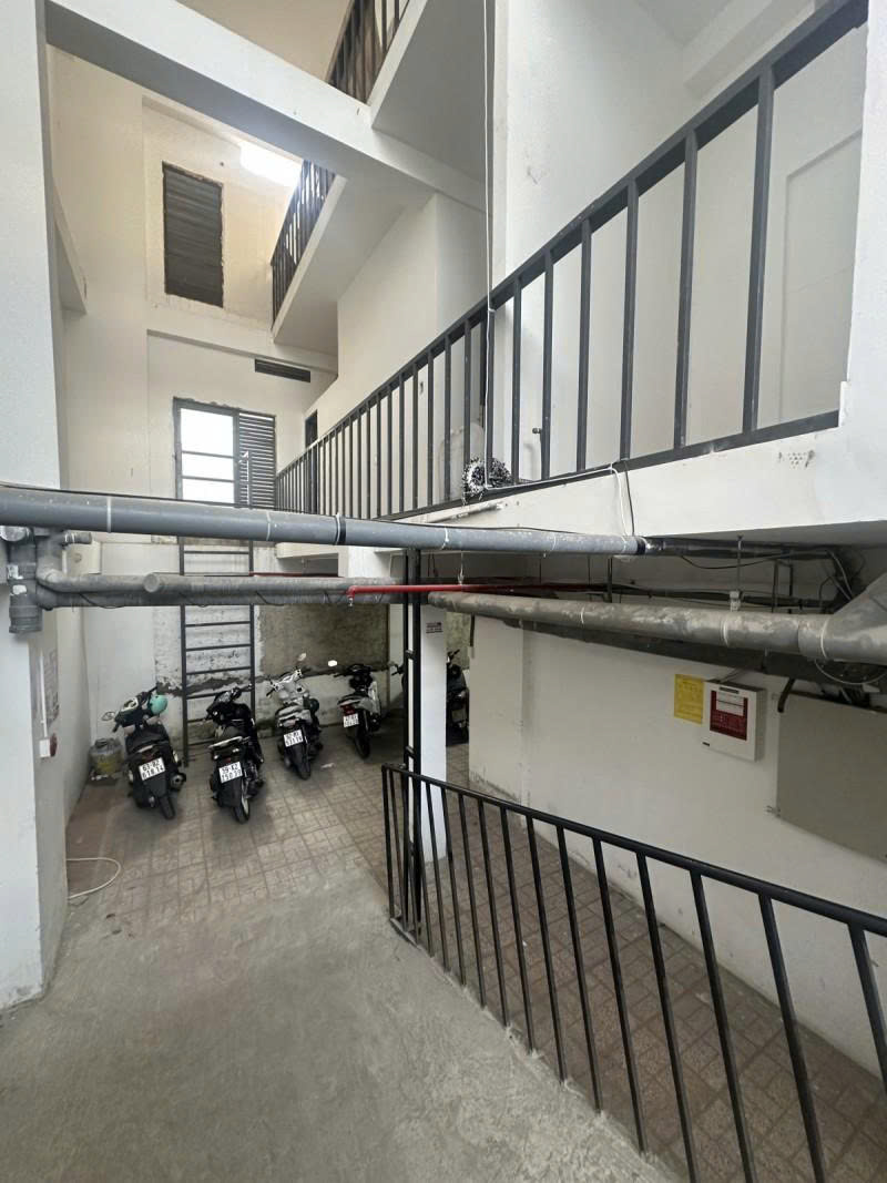 Bán lỗ, Mặt tiền Phú Định - ngay An Dương Vương và Võ Văn Kiệt, 8x24m, 7 Tầng, 12,8 tỷ. 15987594