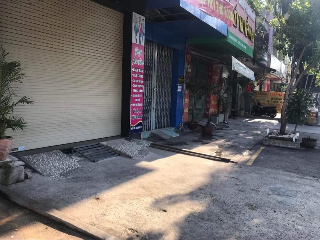 Bán nhà mặt tiền Quận Tân Phú chính chủ  15987616