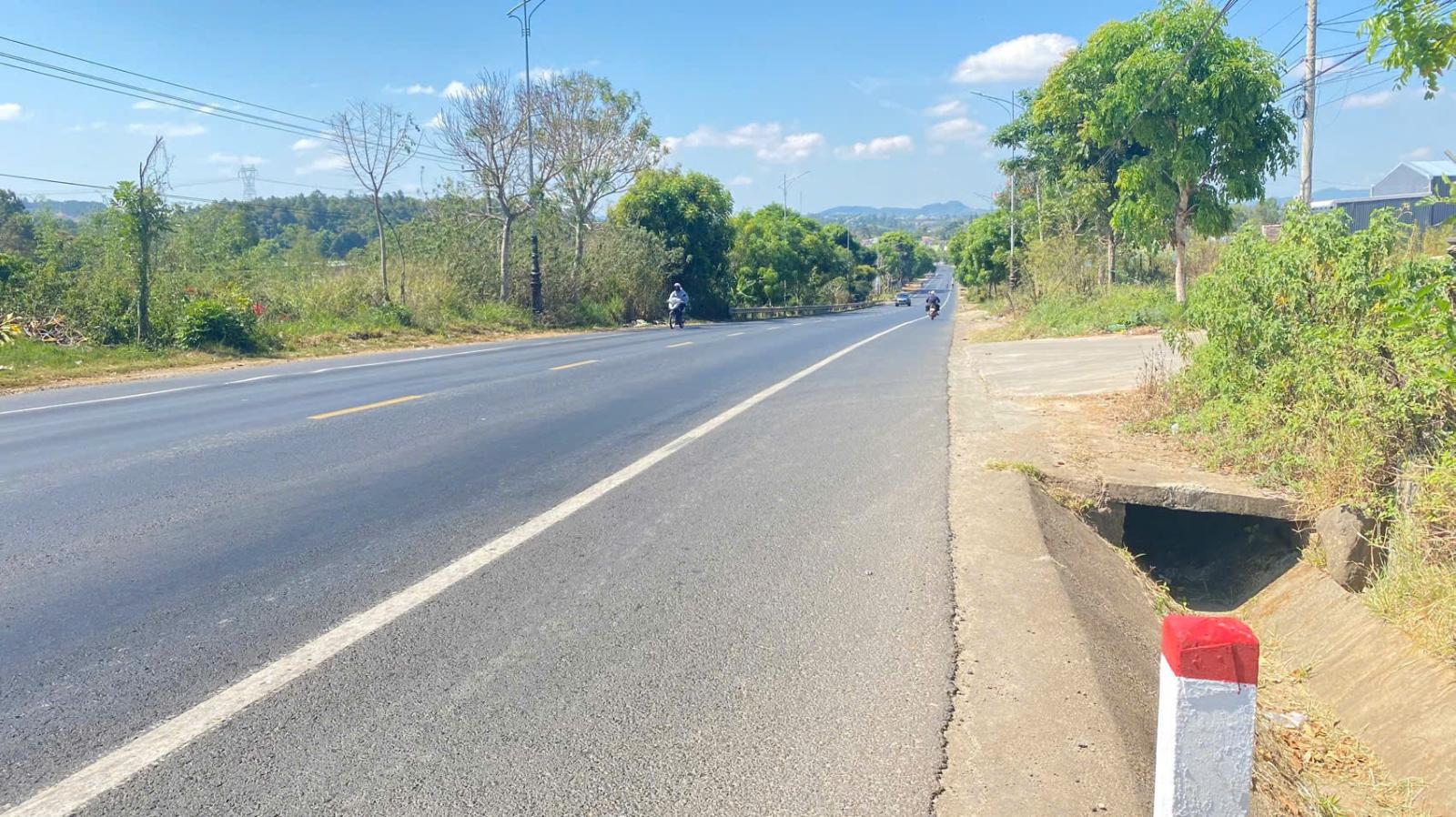 Bán 1.851m2 đất mặt tiền quốc lộ 20, phú hội cũ, đức trọng, lâm đồng 15987629