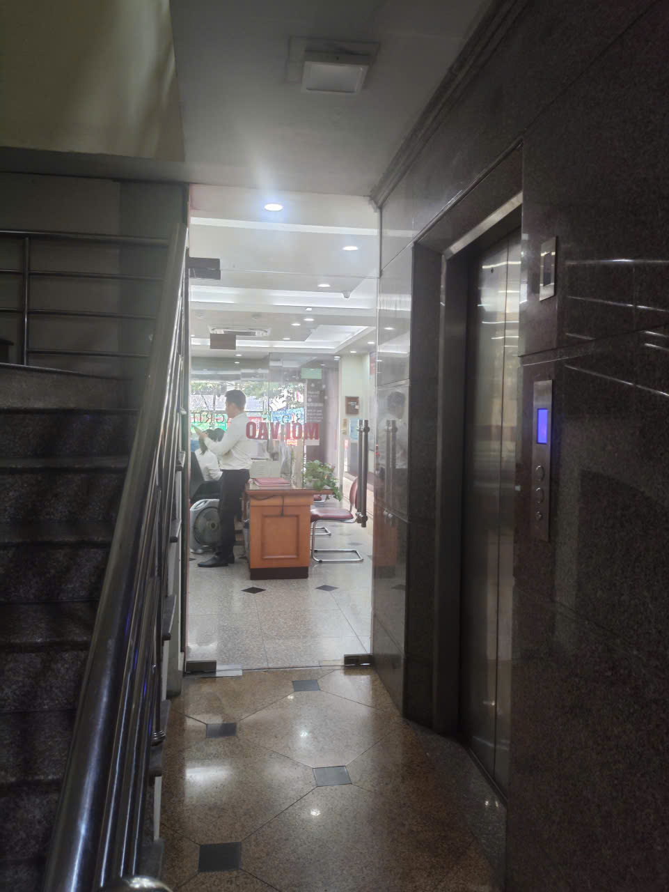 CHO THUÊ MẶT BẰNG KINH DOANH MẶT TIỀN PHỐ KIM MÃ – HÀNG HIẾM 15987636