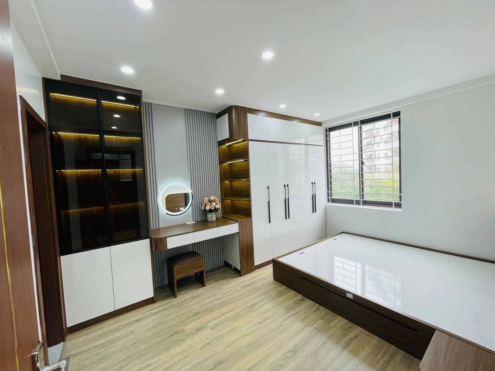 CHỊ GÁI CẦN TIỀN BÁN CẮT LỖ CĂN HỘ CT4C-X2 – BẮC LINH ĐÀM
 15987664