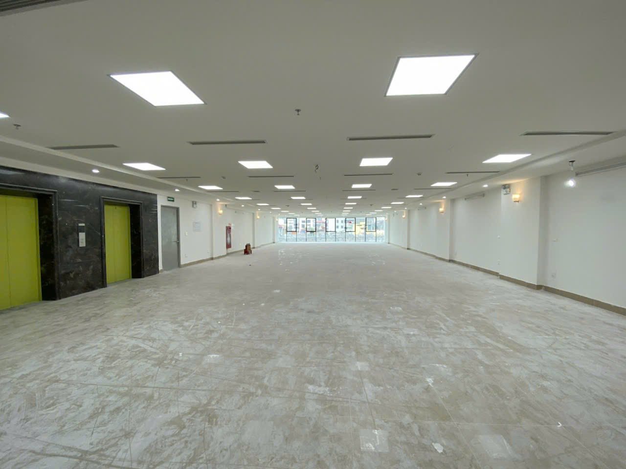 MÁY IN TIỀN, TÒA NHÀ VP CẦU GIẤY HÀ NỘI 400M2, MT 12M, DÒNG TIỀN 700TR/THÁNG - 400 TỶ 15987683