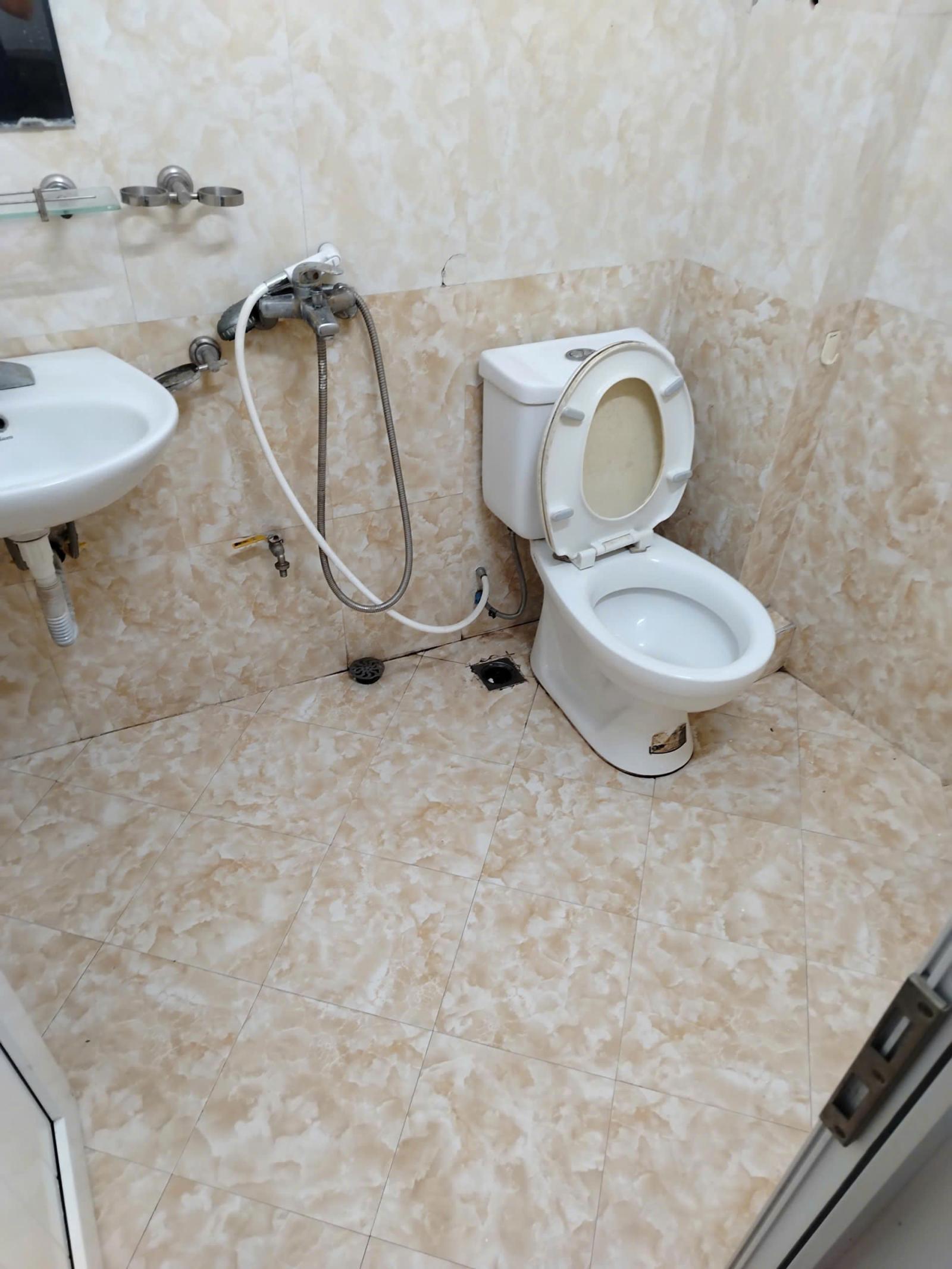 Cho thuê nhà Giáp Nhị 35m2x5 tầng, 4 ngủ, 4 vệ sinh ở gđ hoặc nhóm vào ngay 15987686