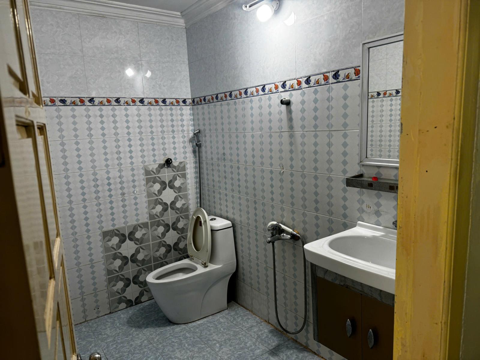 Cho thuê nhà riêng Phan Chu Trinh, Khai Quang, Vĩnh Yên. DT 80m2 15987689