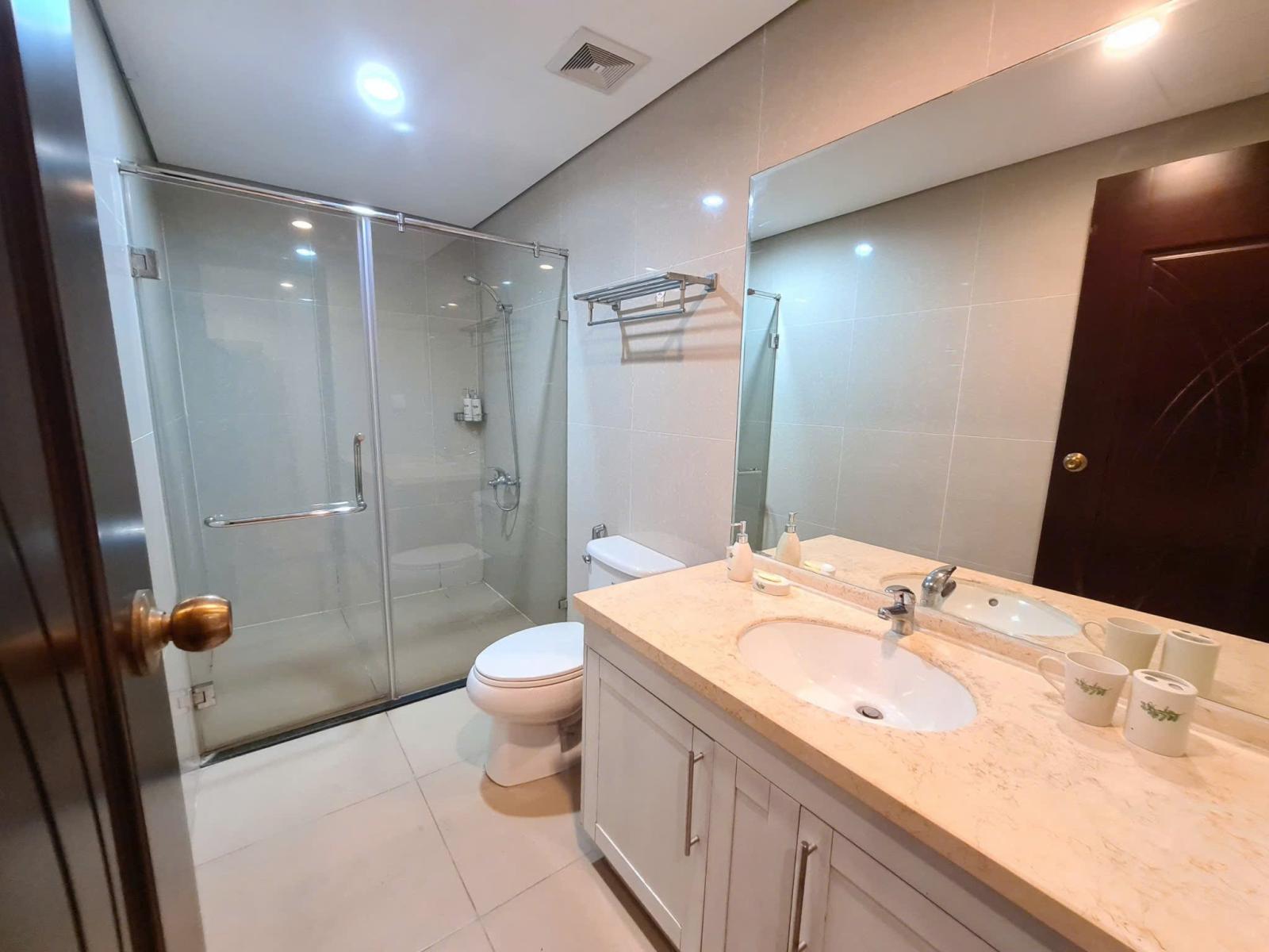 Cho thuê căn hộ 2PN Royal City R5 – 106m², full nội thất – Giá 22 triệu/tháng 15987693