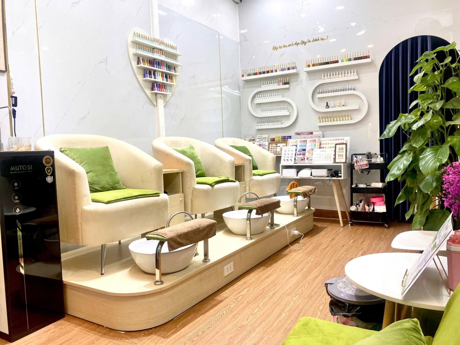 SANG TIỆM NAIL GỘI MI GIÁ TỐT TẠI GÒ VẤP, THÀNH PHỐ HỒ CHÍ MINH 15987715