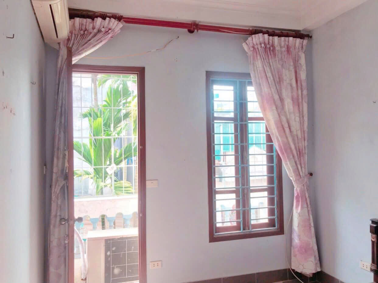 Cho thuê nhà ngõ Gốc  Đề 4 tầng x 35m2, 9 triệu vào ngay 15987737