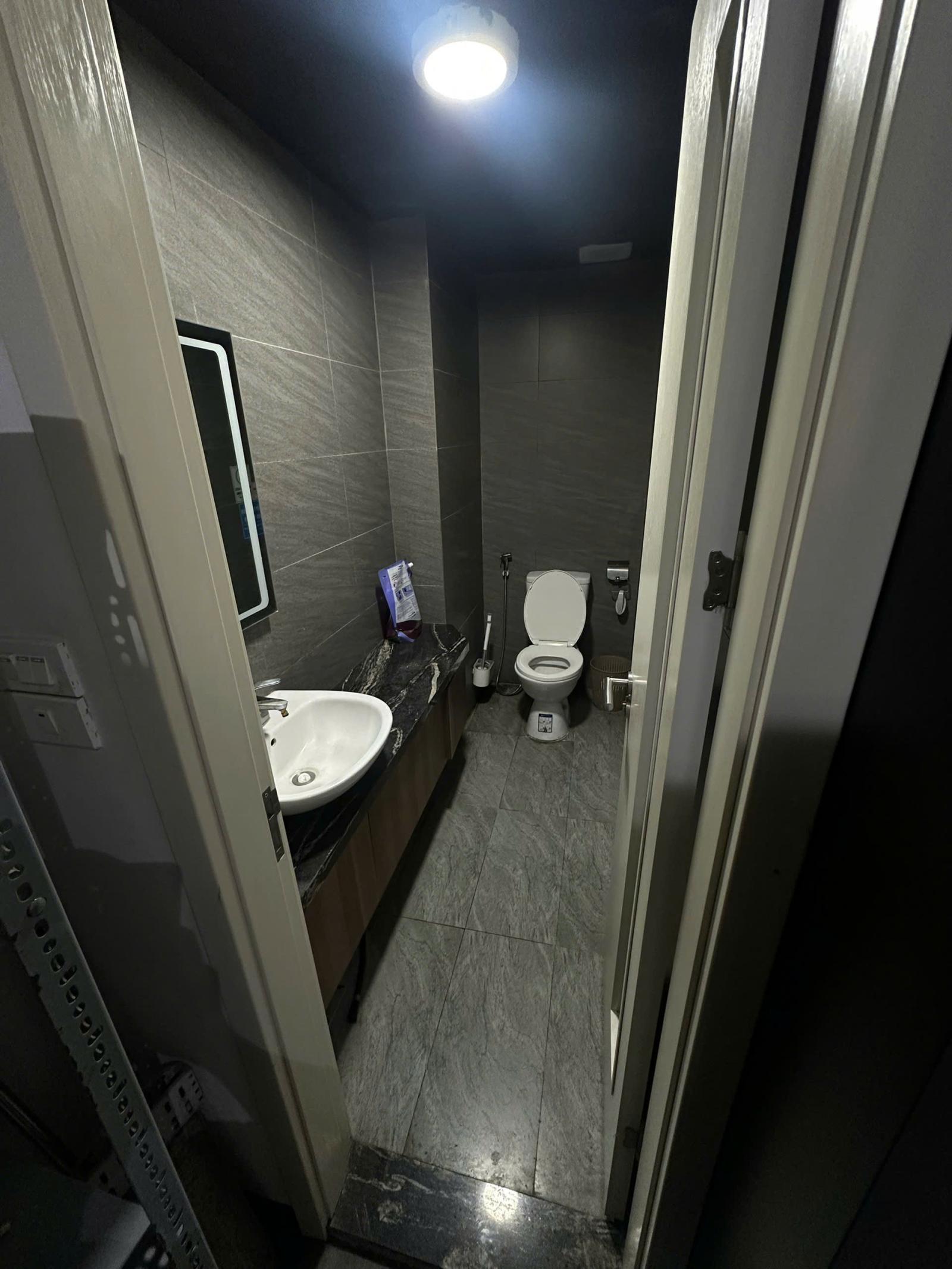 SANG NHƯỢNG MẶT BẰNG TẠI  NGUYỄN ĐÌNH CHIỂU, HAI BÀ TRƯNG, HÀ NỘI 15987751