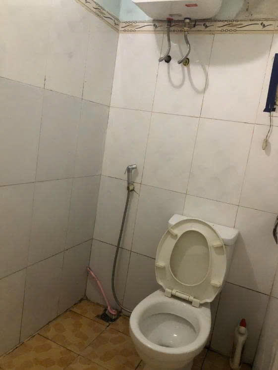 CHÍNH CHỦ CHO THUÊ NHÀ TẬP THỂ 2 TẦNG TẠI NHÀ 20 NGÕ 364 GIẢI PHÓNG - ĐỊNH CÔNG - HÀ NỘI. 15987782