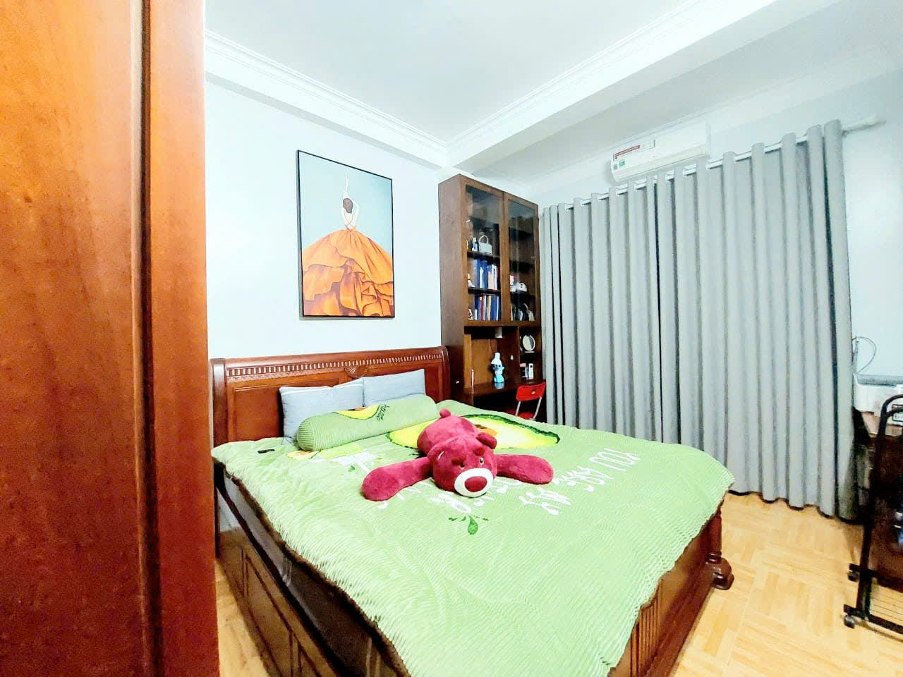 TRUNG TÂM HAI BÀ TRƯNG, 50M RA PHỐ, LÔ GÓC, DÂN XÂY 5T 3 NGỦ NHỈNH 4 TỶ 0965549363 15987803