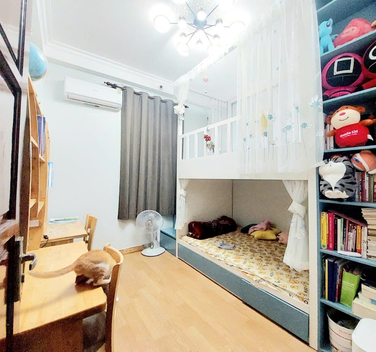 TRUNG TÂM HAI BÀ TRƯNG, 50M RA PHỐ, LÔ GÓC, DÂN XÂY 5T 3 NGỦ NHỈNH 4 TỶ 0965549363 15987807