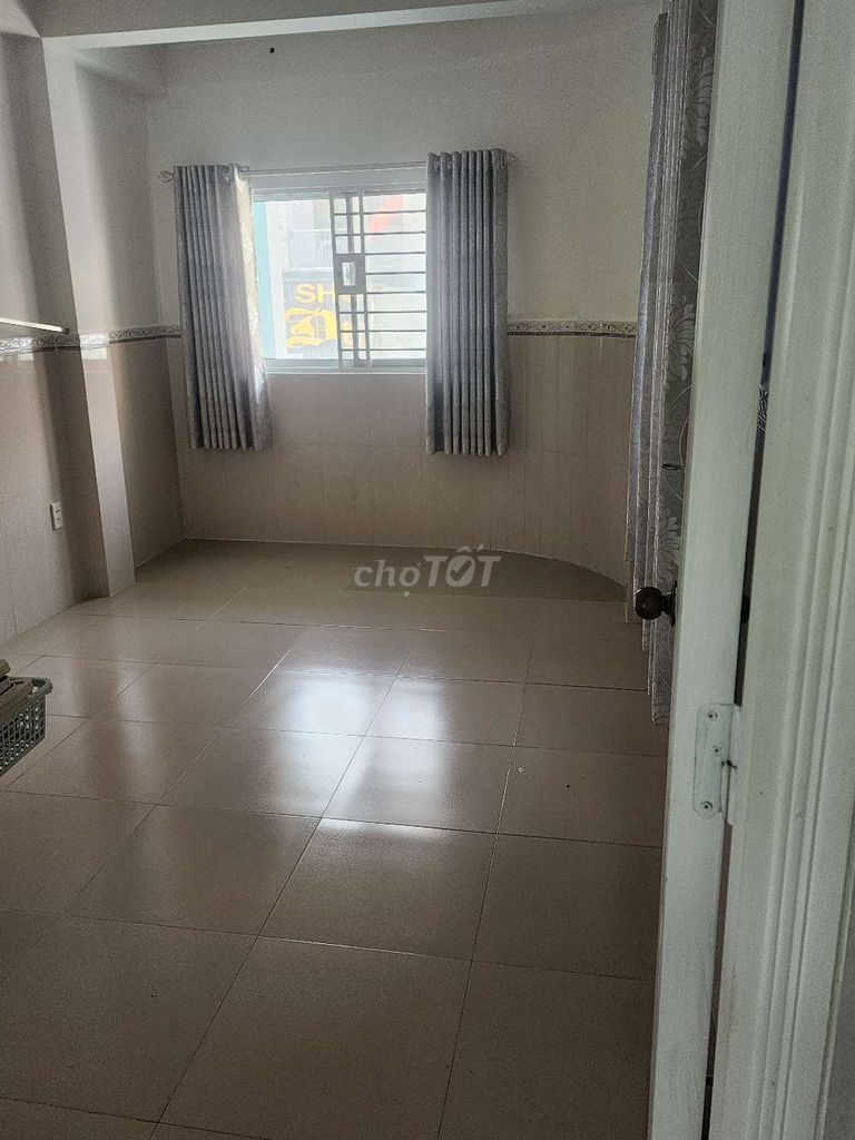 CHO THUÊ MẶT BẰNG KINH DOANH QUẬN 5 15987822