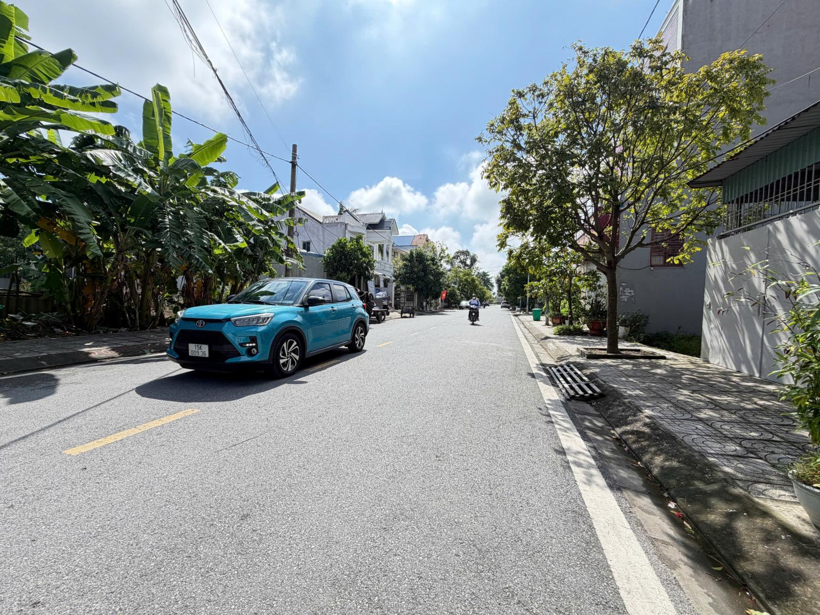 LÔ ĐẤT MẶT TRỤC CHÍNH – TỔ 7 THỊ TRẤN AN DƯƠNG 15987825