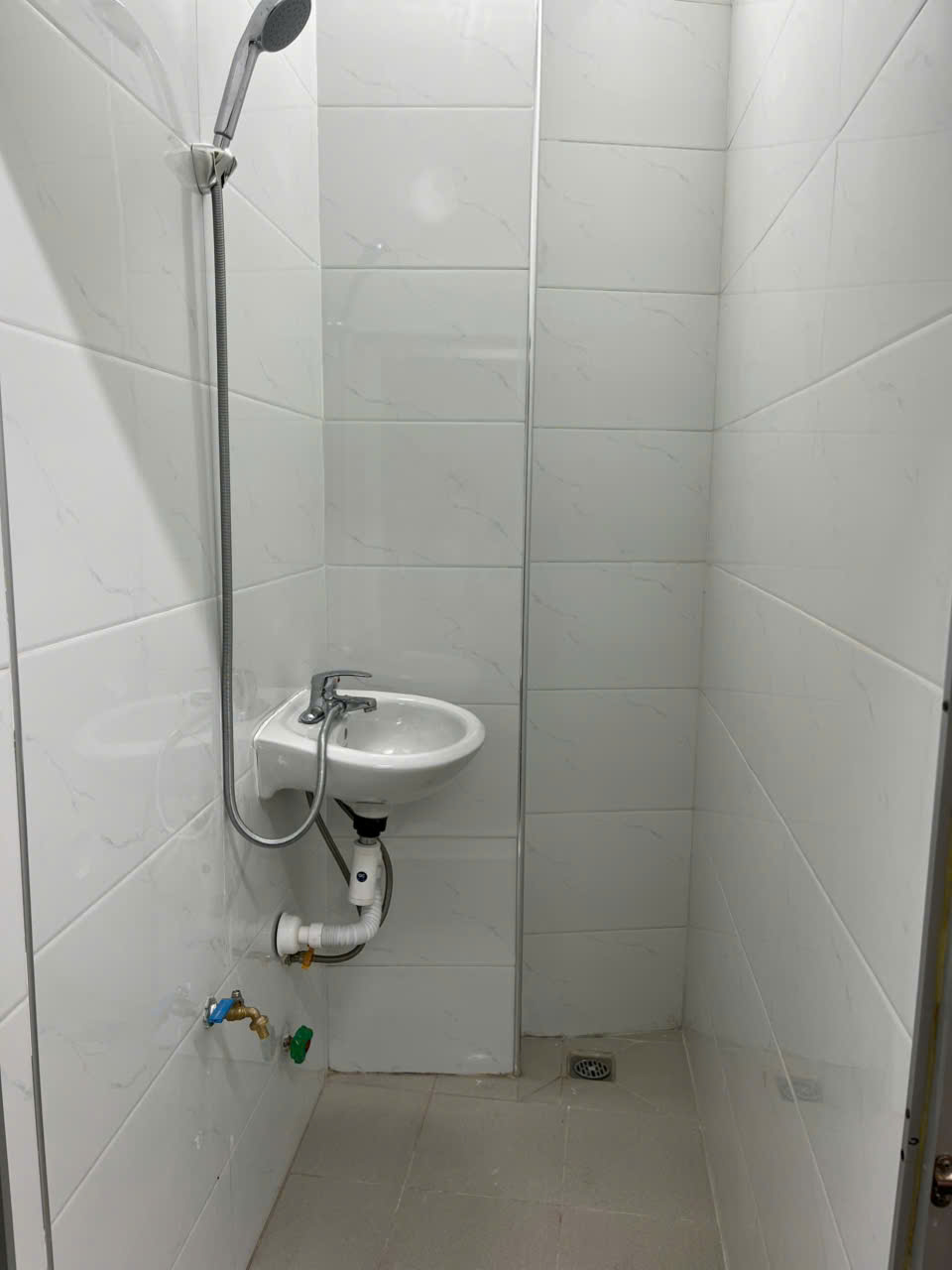 NHÀ CHÍNH CHỦ- GIÁ TỐT Cần Bán Nhanh căn nhà tại quận Cầu Giấy, TP HN 15987831