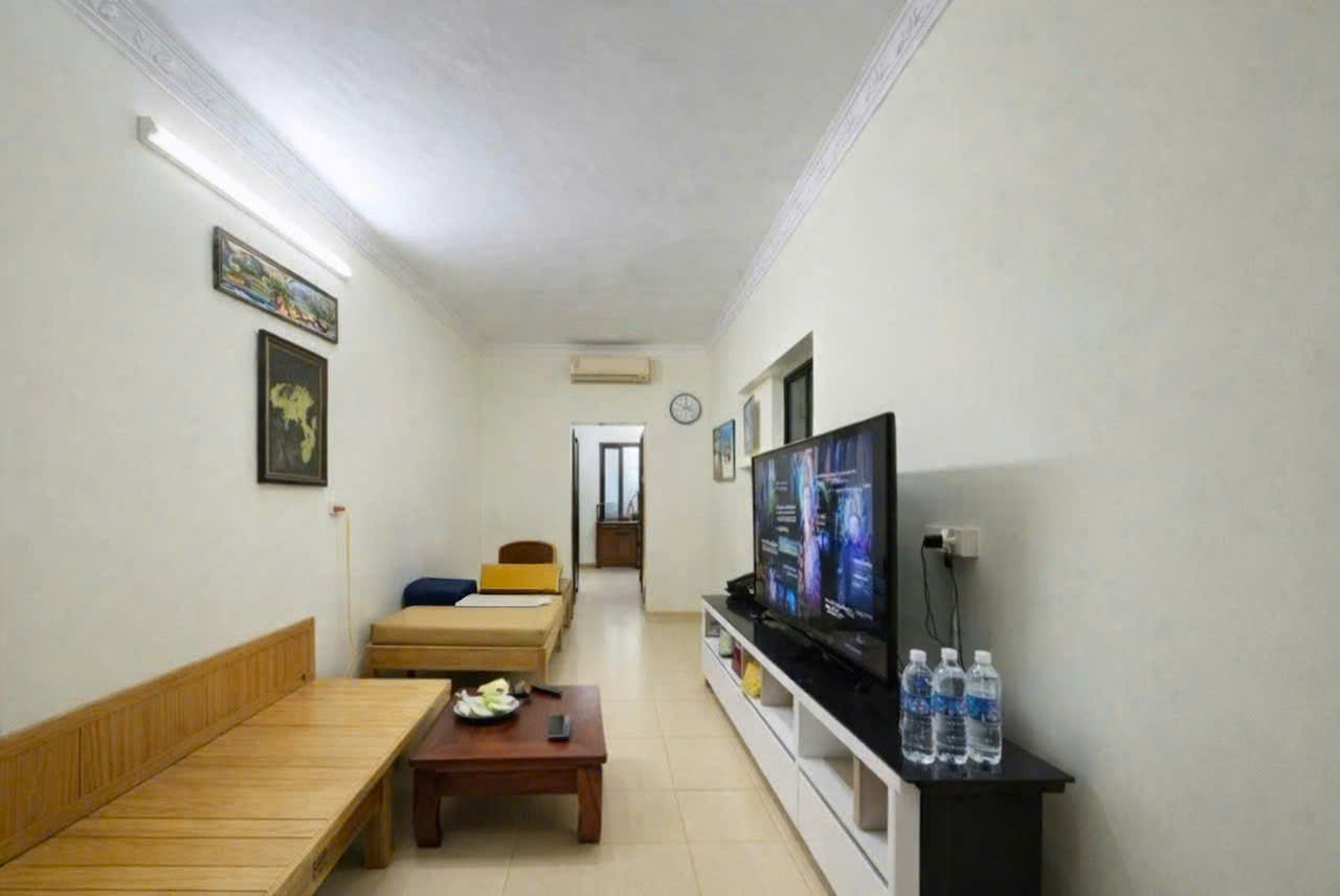 Bán căn hộ tập thể tầng 2 ở phố 8/3, Thanh Nhàn 15987842