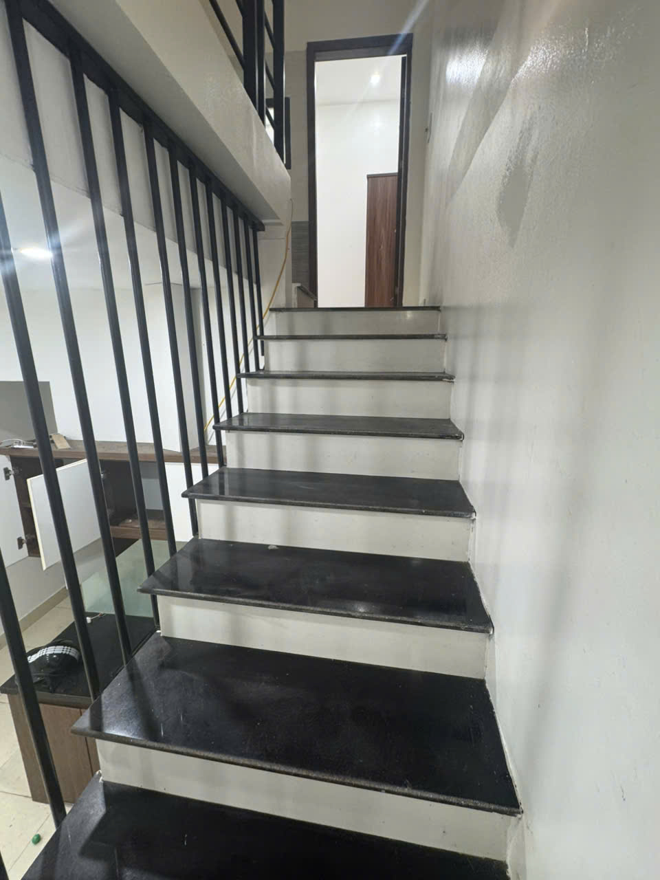 CHO THUÊ NHÀ NGUYÊN CĂN 2 TẦNG – FULL NỘI THẤT – MINH KHAI, BẮC TỪ LIÊM HÀ NỘI 15987843