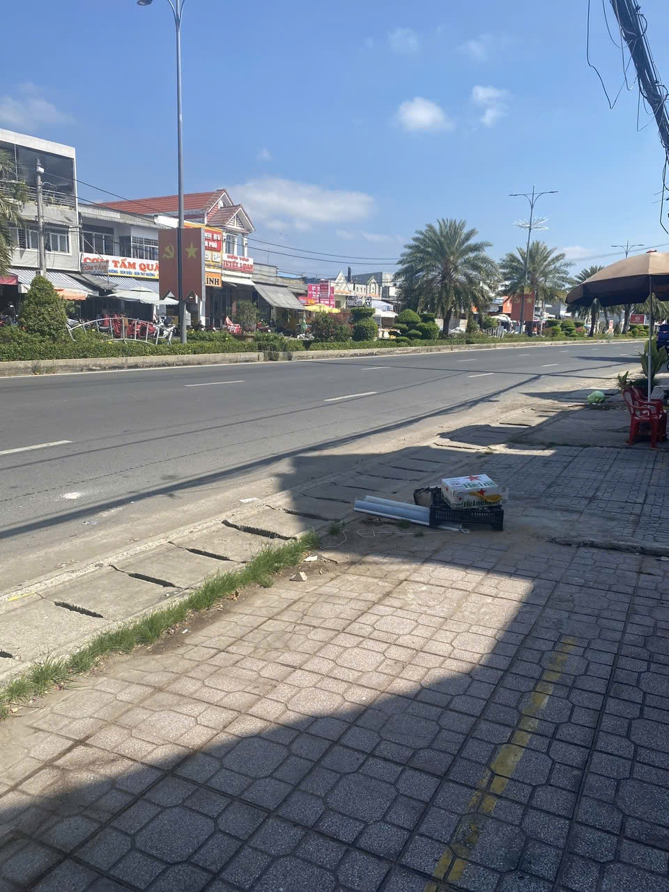 ĐẤT ĐẸP TẶNG NHÀ CẤP 4 – DÀI TỚI 70M – GIÁ CHỈ 3,6 TỶ 15987844