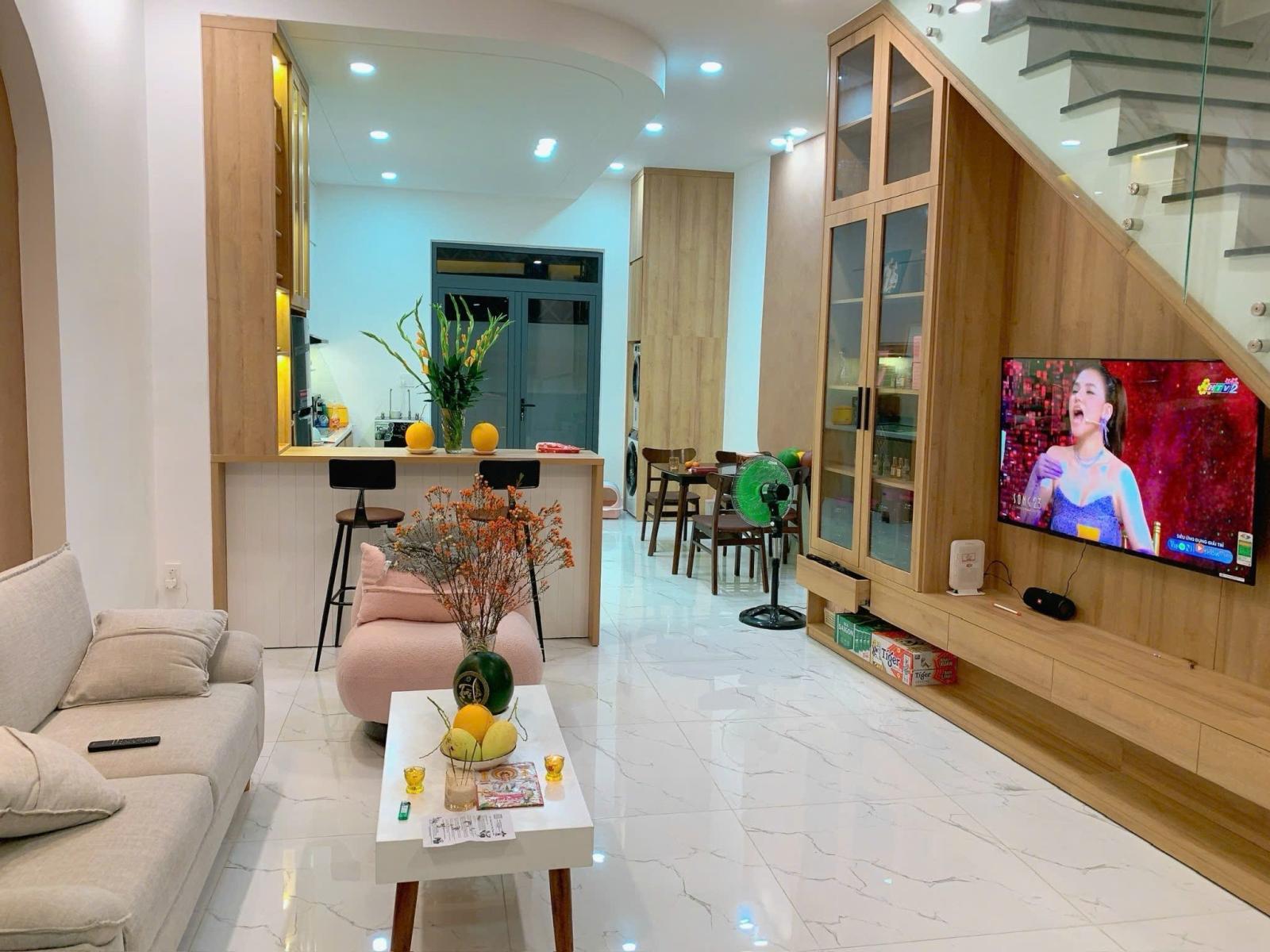 ►  NHÀ ĐẸP – ĐẤT RỘNG – GIÁ TỐT Q12 15987872