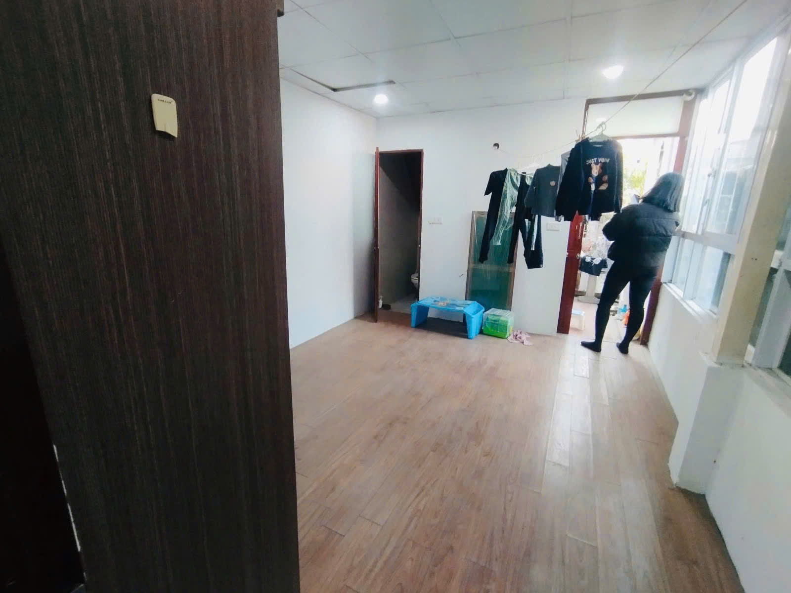 Bán nhà trong ngõ Tôn Đức Thắng 22/26m2 5 tầng Hơn 6 Tỷ Lô góc Đẹp toàn diện Tiện ích đa dạng 15987888