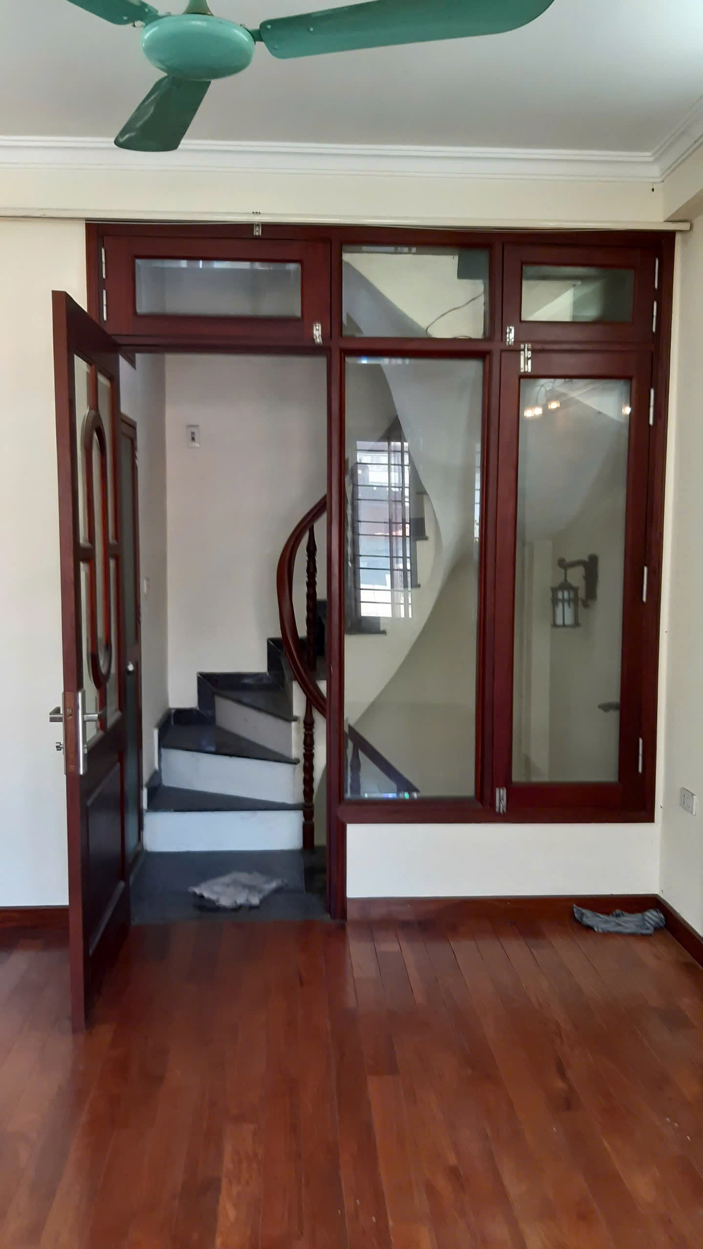 CHO THUÊ NHÀ 5 TẦNG MẶT PHỐ QUÁN THÁNH – BA ĐÌNH, HÀ NỘI GIÁ 24TR/THÁNG 15987903