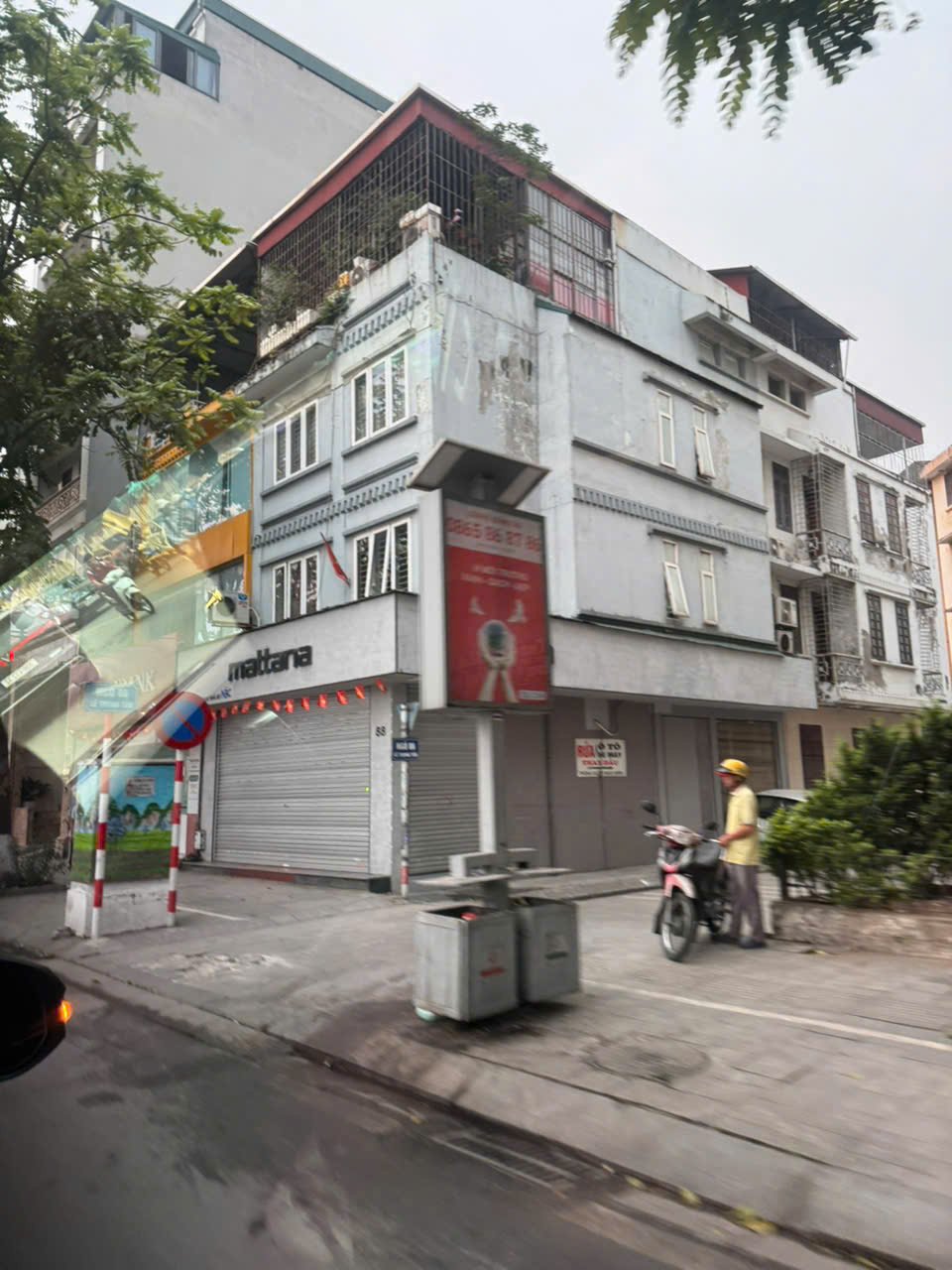 CẦN BÁN NHÀ MẶT PHỐ LÊ TRỌNG TẤN - PHƯƠNG LIỆT CÓ DT 90M2, sổ đỏ chính chủ 15987921