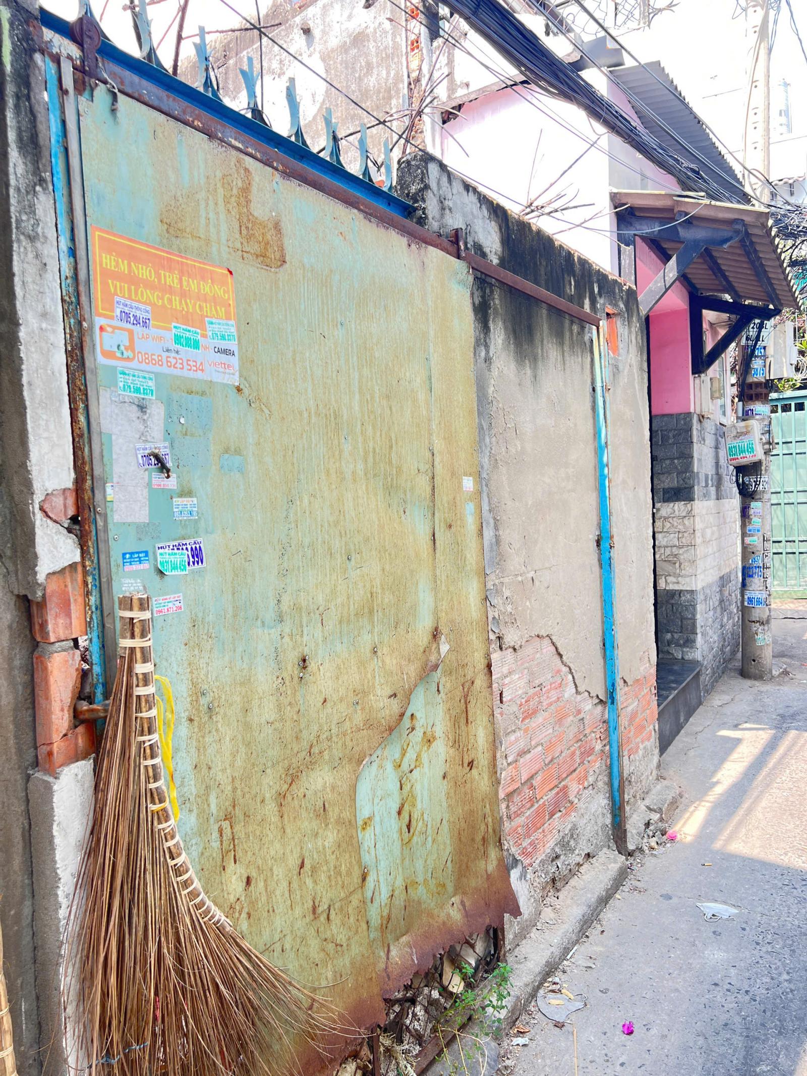 Nhà nát (180m2) 2 mặt hẻm đường Phạm Thế Hiển P6Q8. Giá: 8.5 tỷ 15987928