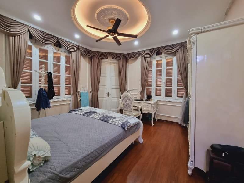 BÁN NHÀ THỤY KHUÊ 55M 4 TẦNG MT 5M 11 TỶ 15987948