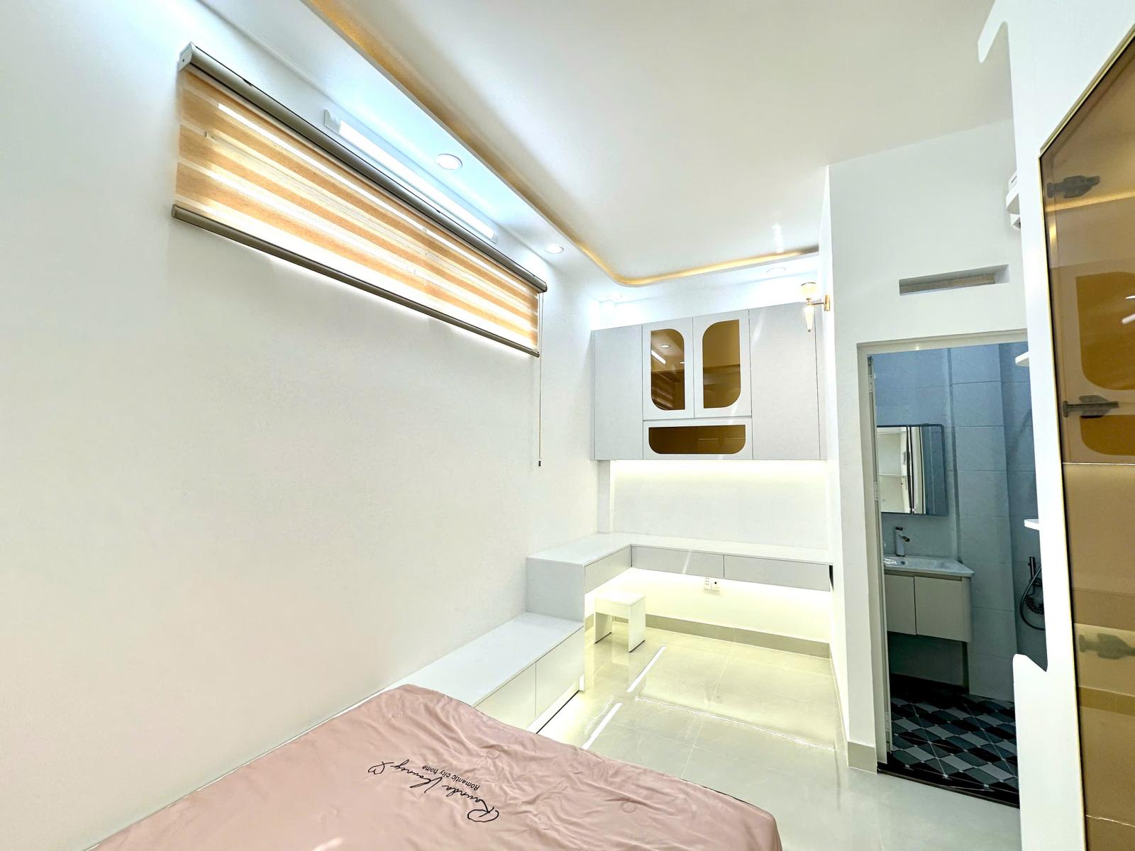 Q7 – NHÀ 4 TẦNG HẺM 5M -  NGAY NAM LONG, PHÚ THUẬN – Ô TÔ NGỦ TRONG NHÀ 15987962