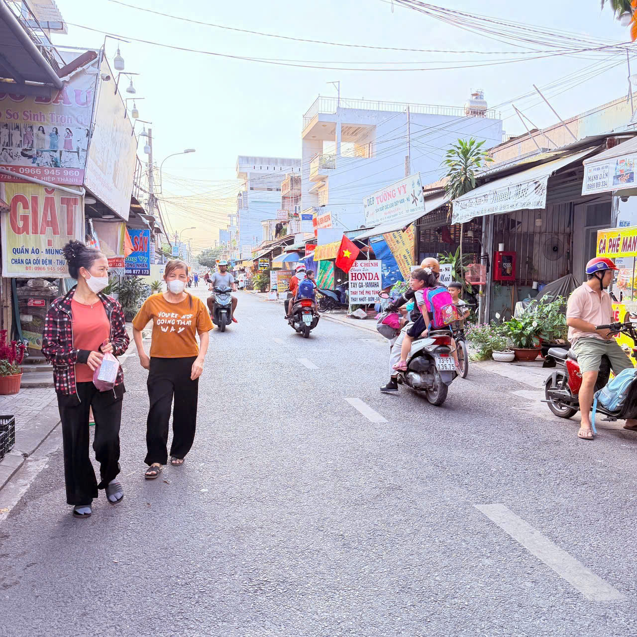 DÃY TRỌ MT HIỆP THÀNH 05 – NGANG 8M – CÁCH CHỢ HT13 CHỈ 100M 15988003